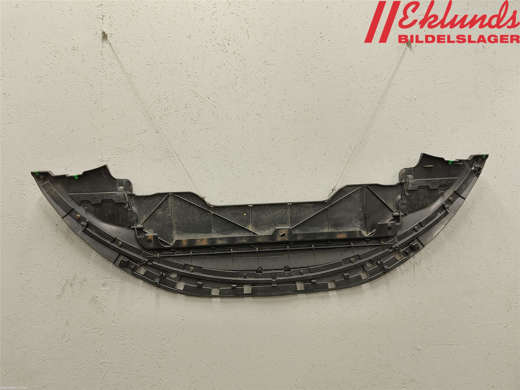 Volvo V60 11-13 Hasplåt Plåt-Plast