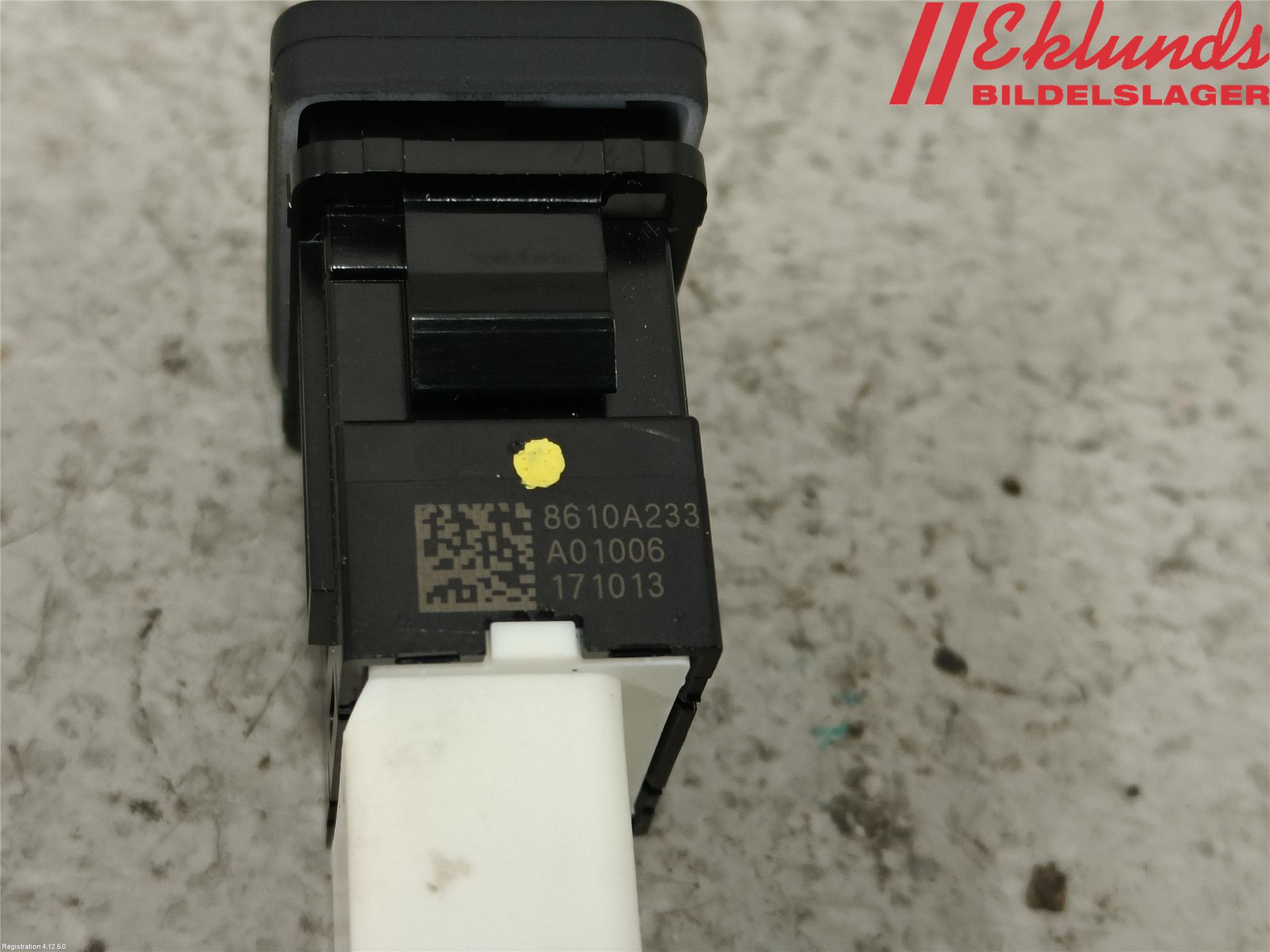 Mitsubishi ECLIPS CROSS Strömställare Övrigt