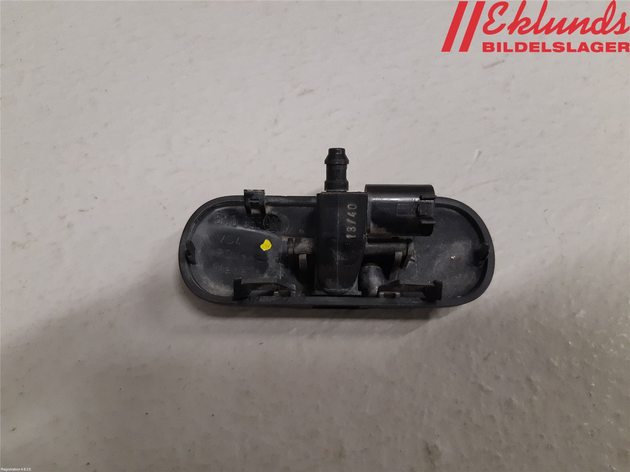 Volkswagen VW GOLF / E-GOLF VII 13-20 Spolarmunstycke Rutor