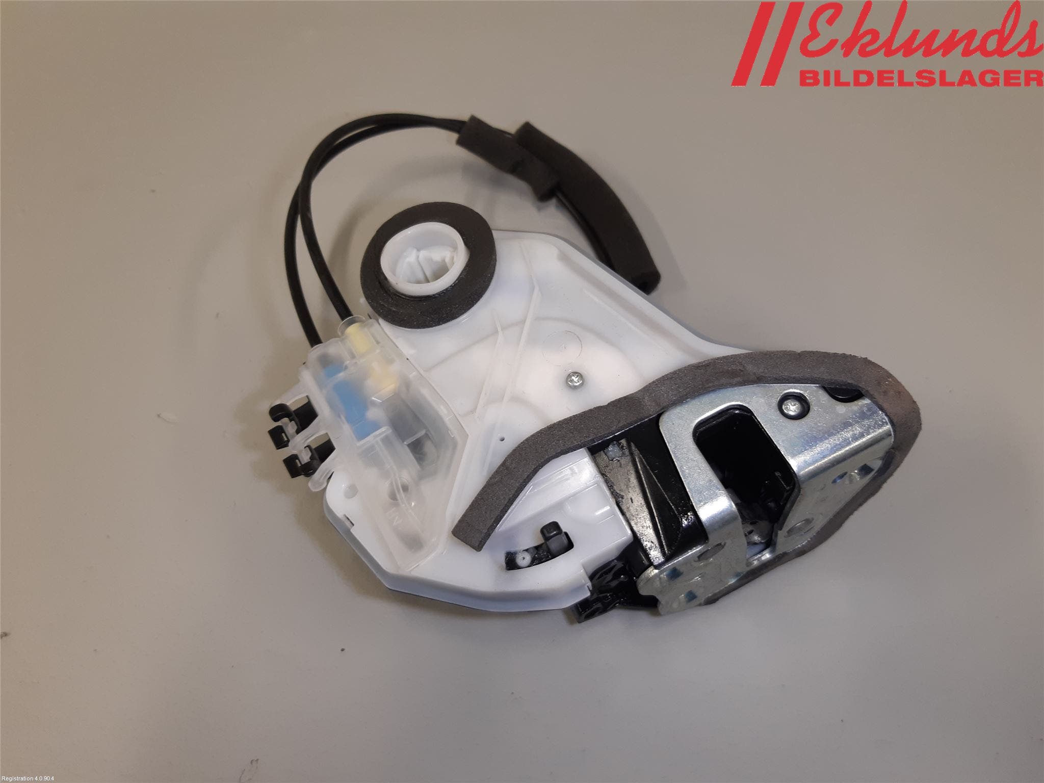 Toyota RAV4 19- Låskista-Dörrlås