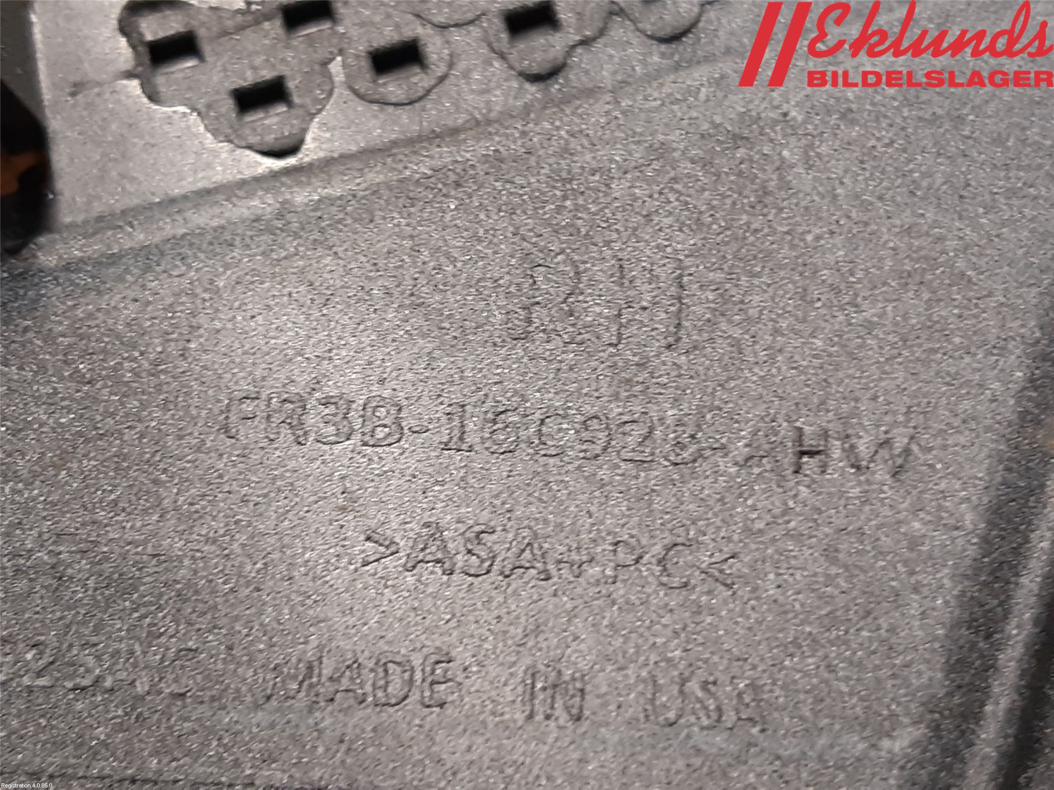 Ford MUSTANG VI 15-22 Huv Luftintag