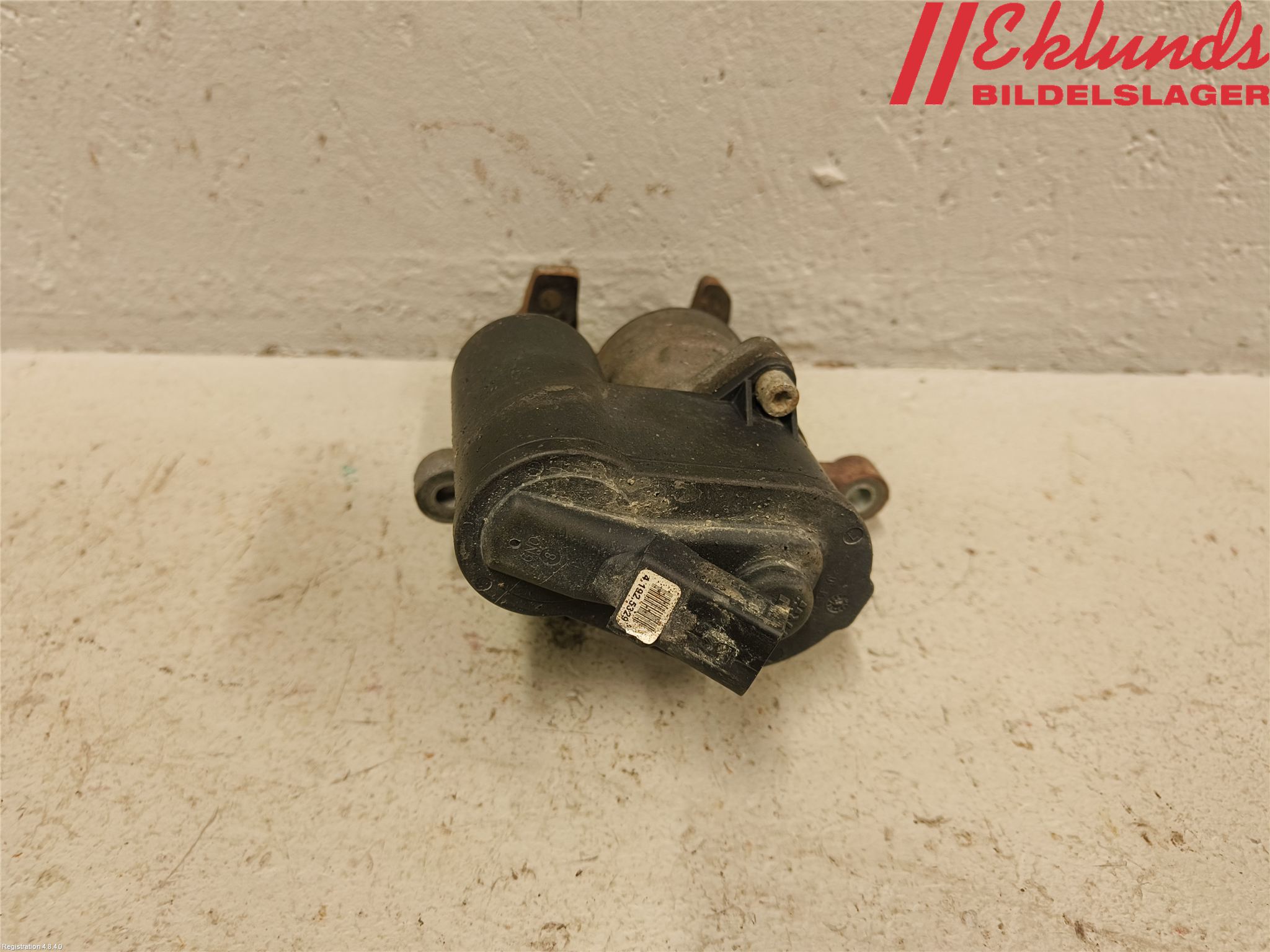 Volkswagen VW PASSAT 11-14 Bromsok Bak Höger