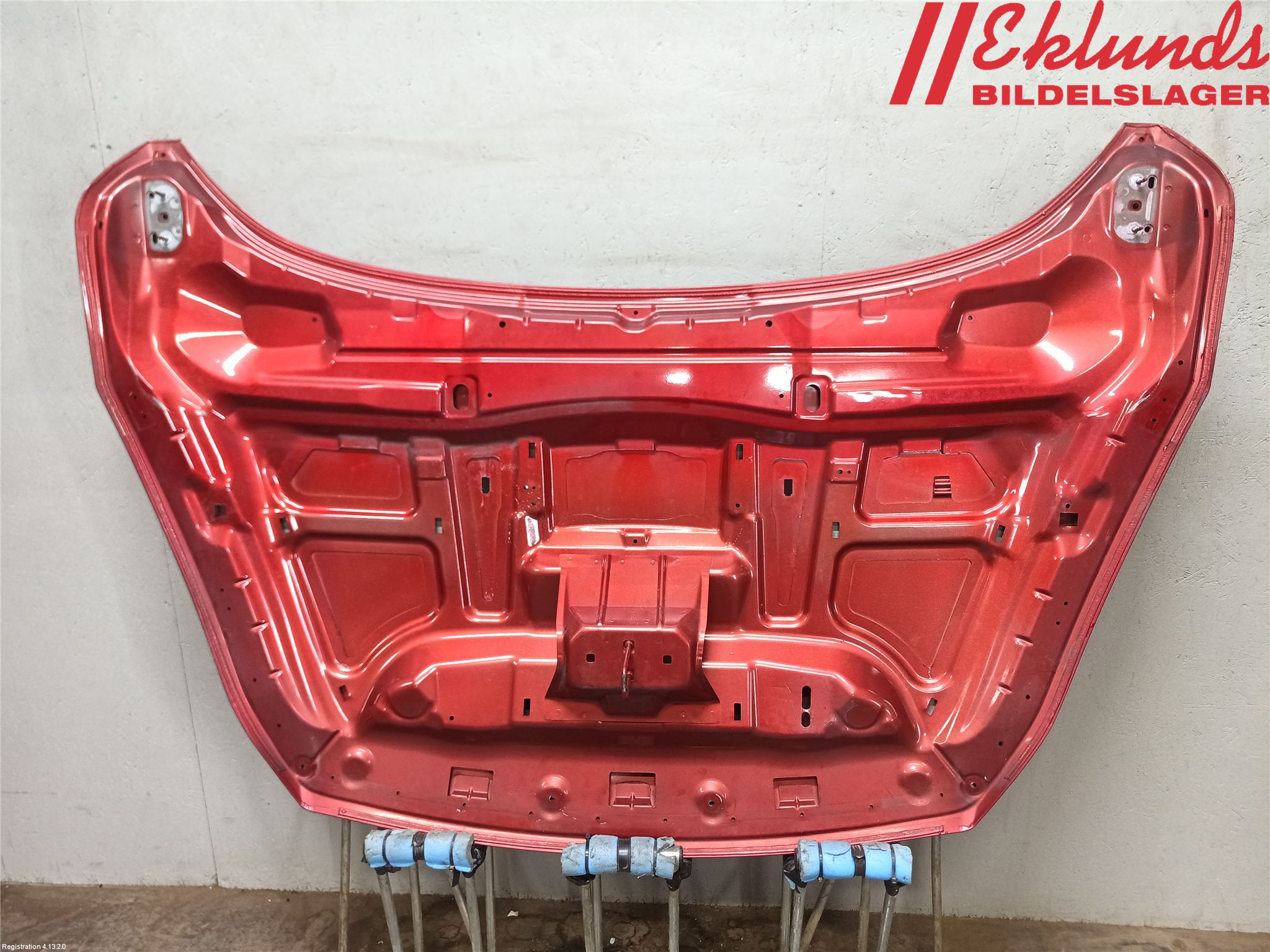 Ford KUGA 13-16 Huv Fram
