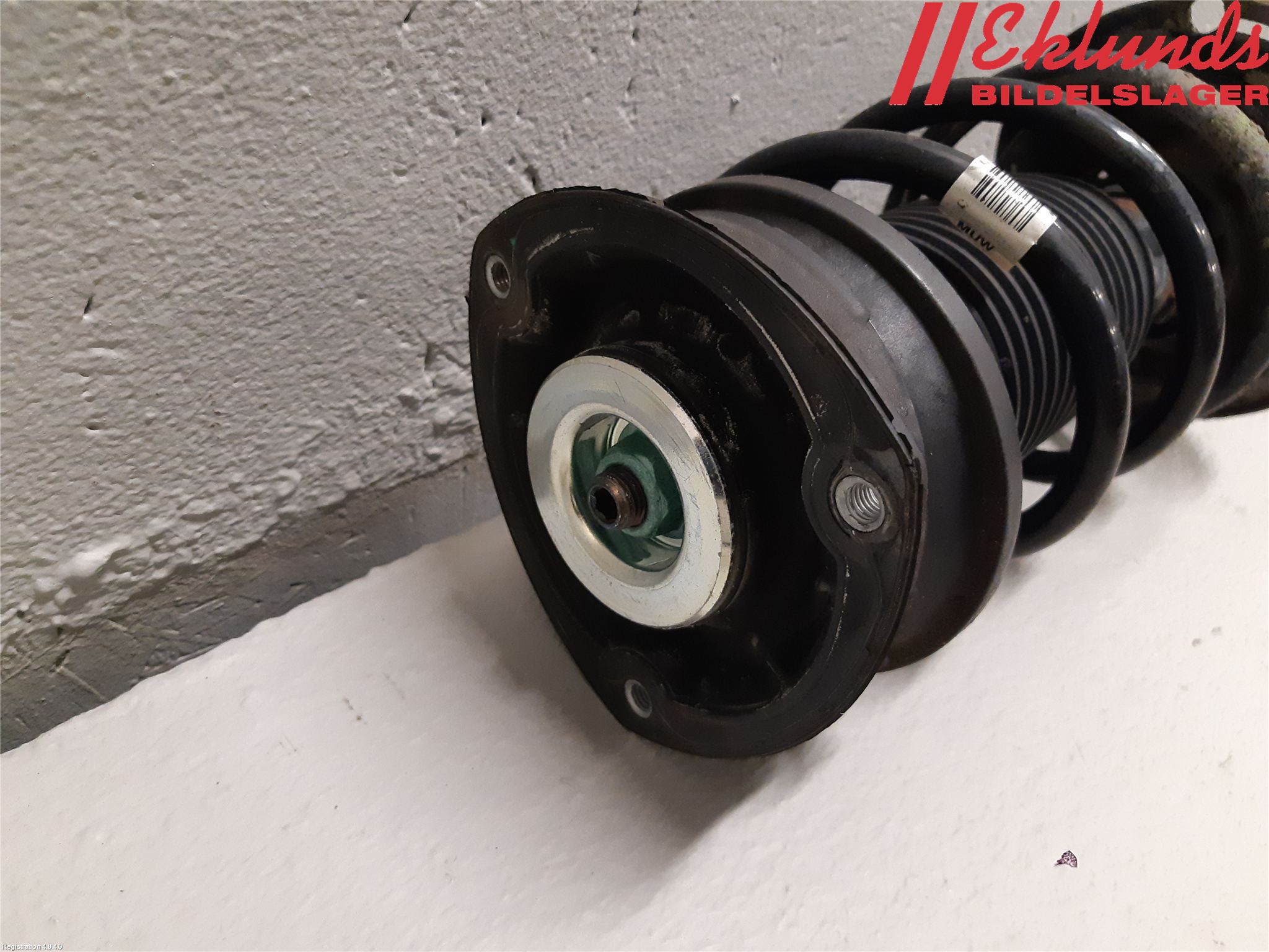 Volkswagen VW GOLF / E-GOLF VII 13-20 Fjäderben Fram Höger