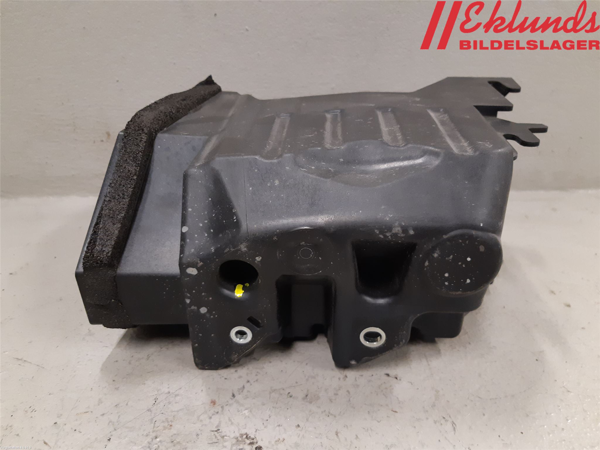 Volvo XC60 18- Batterilåda-Fäste-Hållare