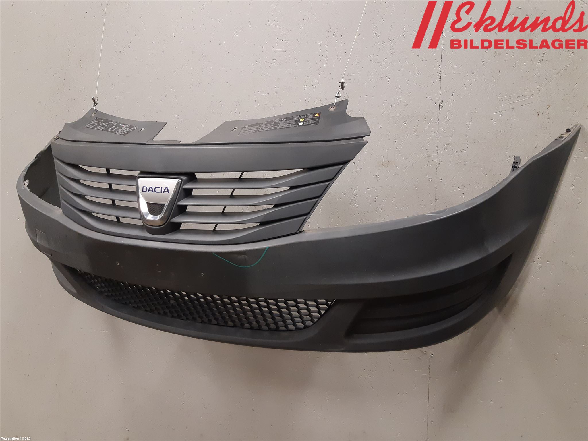 Dacia LOGAN MCV/STEPWAY Stötfångarbeklädnad Fram