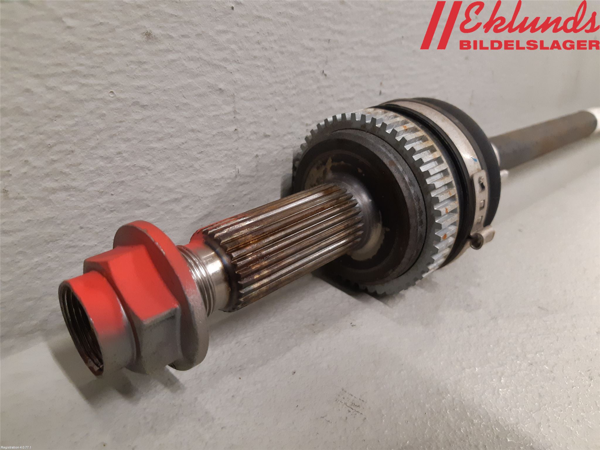 Kia SPORTAGE (QL) 16-21 Drivaxel Bak Vänster