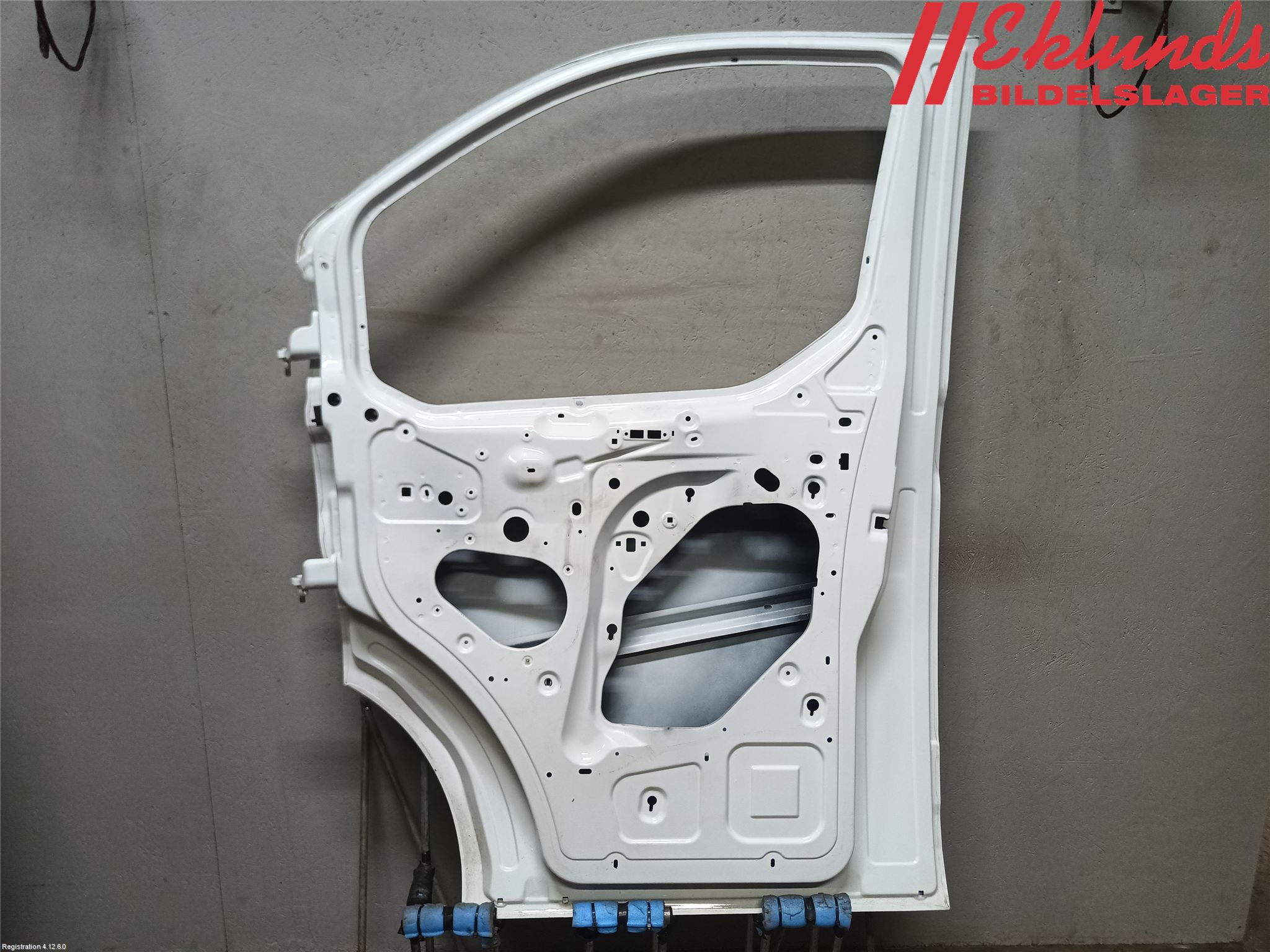 Ford TRANSIT/TOURNEO CUSTOM 13-24 Dörr Fram Höger