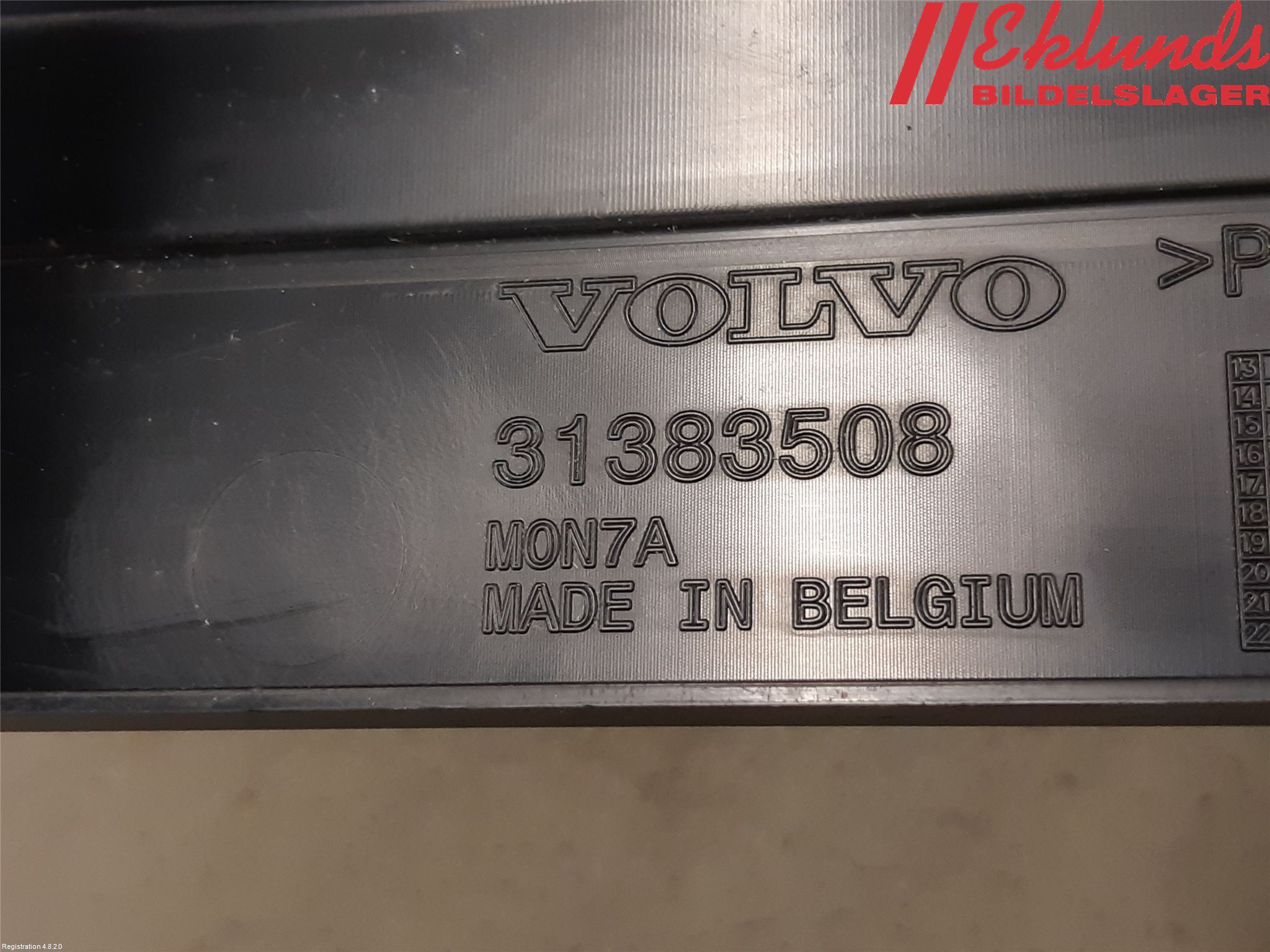 Volvo XC90/RECHARGE 16- Täckplast Front