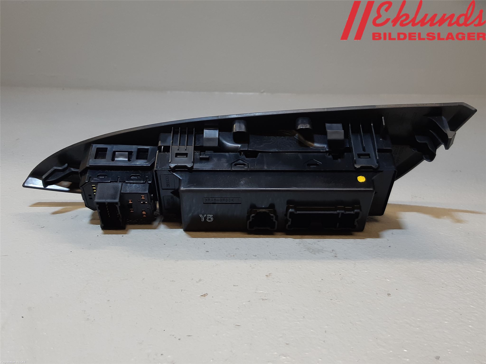 Nissan PULSAR Strömställare Elhiss