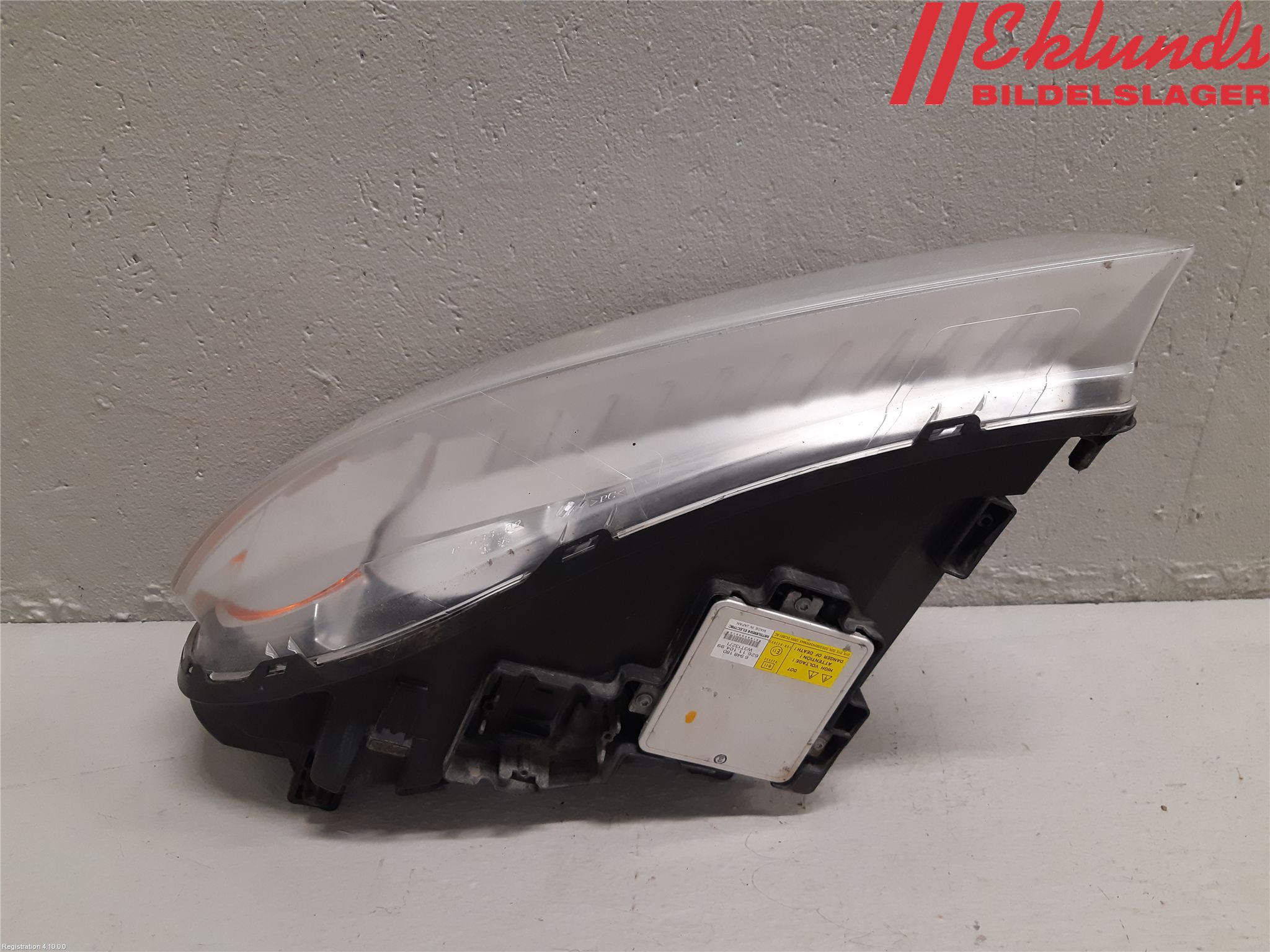 Volvo V70 08-13 Strålkastare Höger