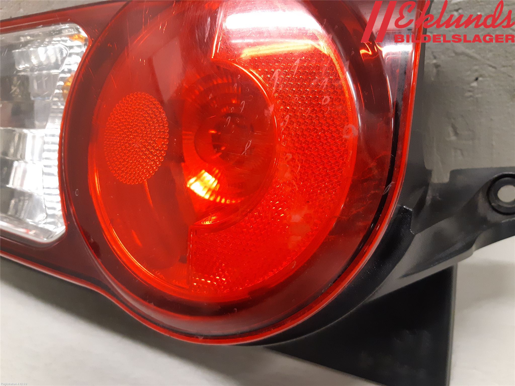 Peugeot PARTNER 16-18 Bakljus Höger