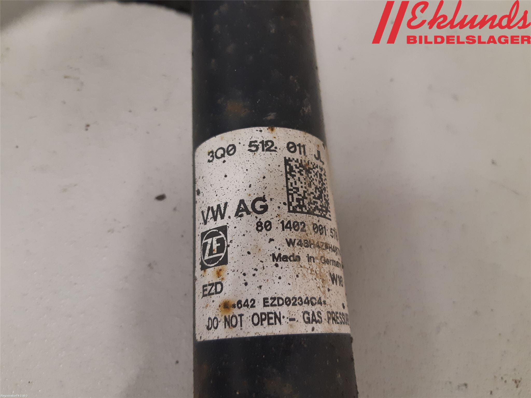 Volkswagen VW PASSAT 15-19 Stötdämpare Bak