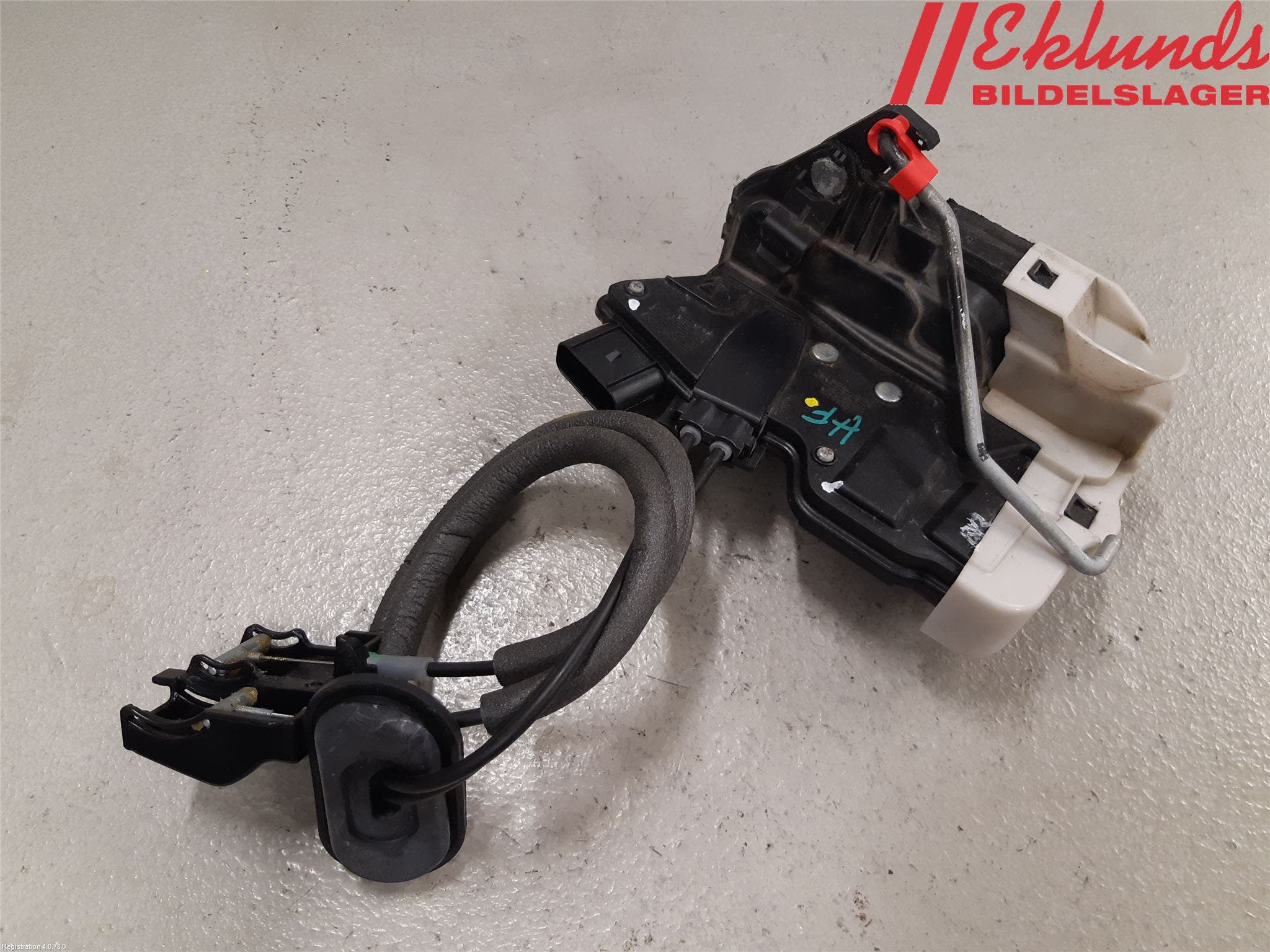 Kia OPTIMA 00-15 Låskista-Dörrlås