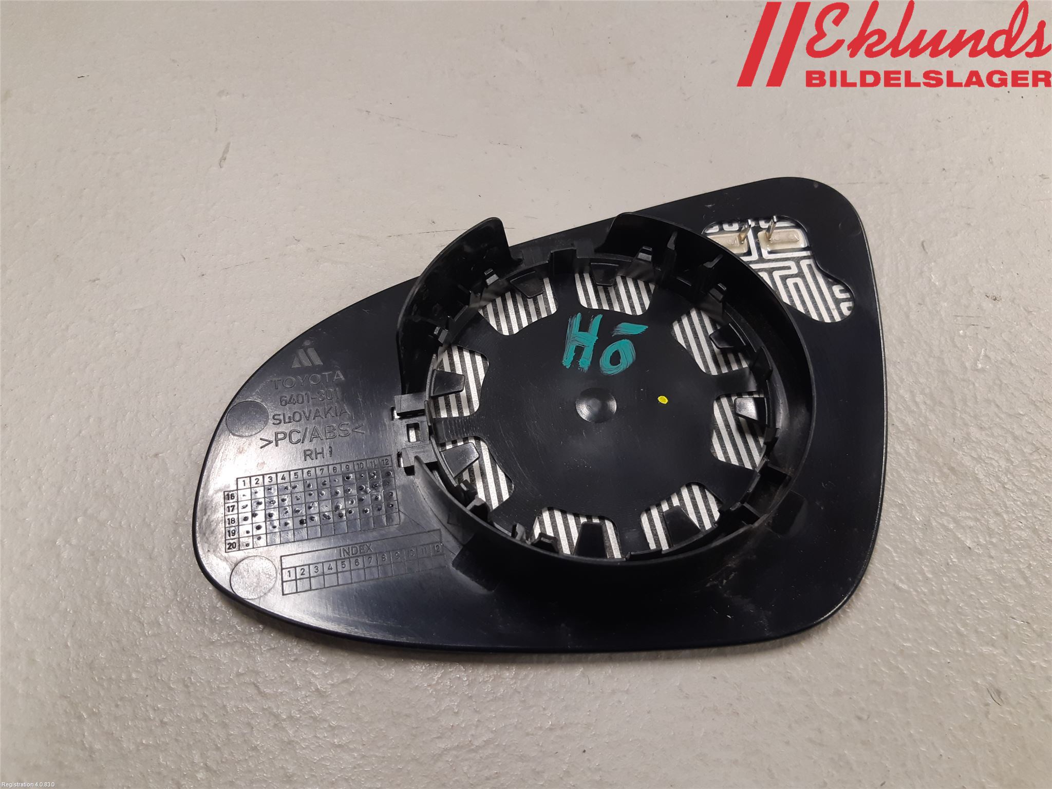 Toyota YARIS XP130 15-20 Spegelglas Hö