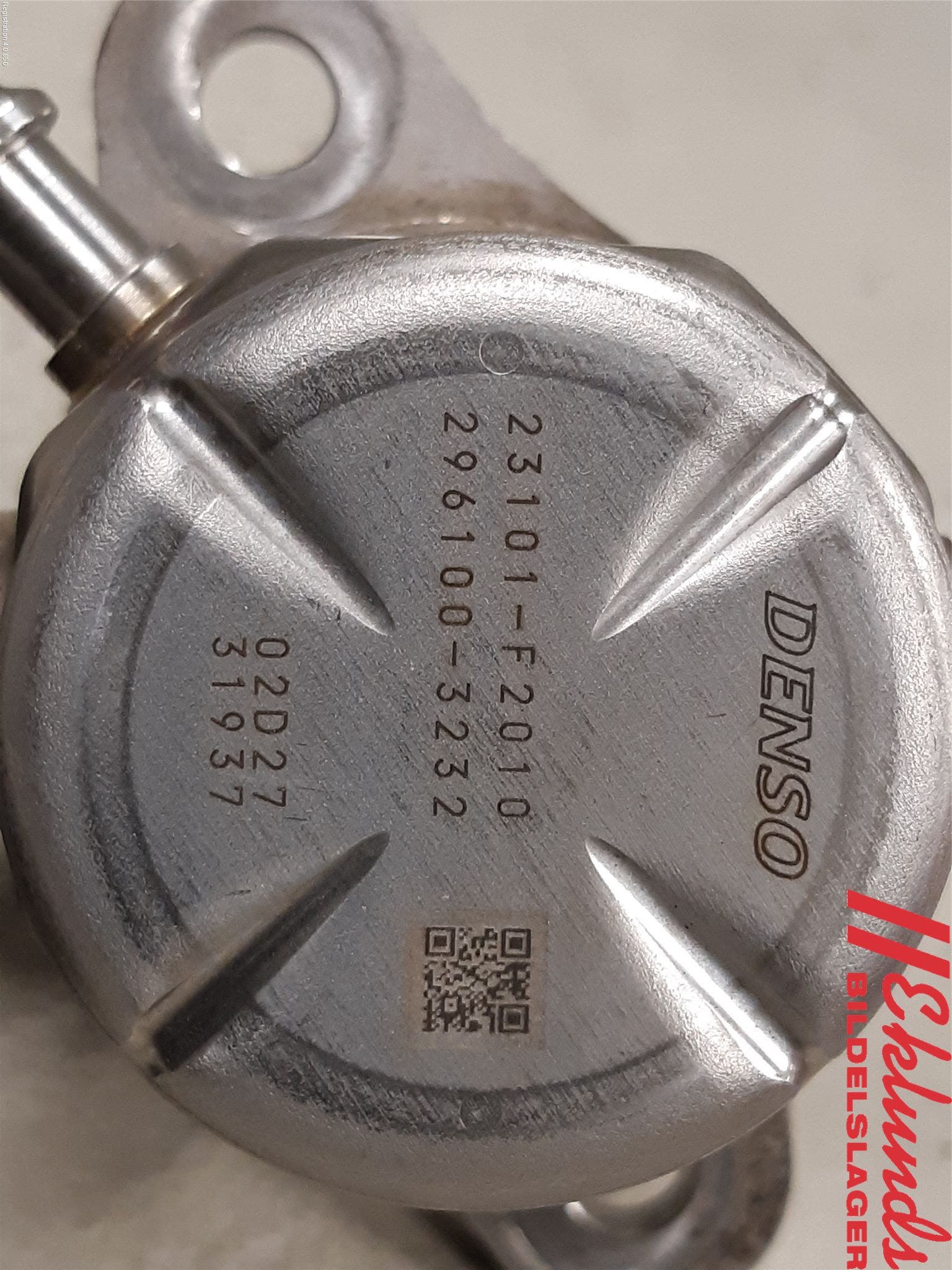 Toyota YARIS XP21 20- Bränslepump Mek