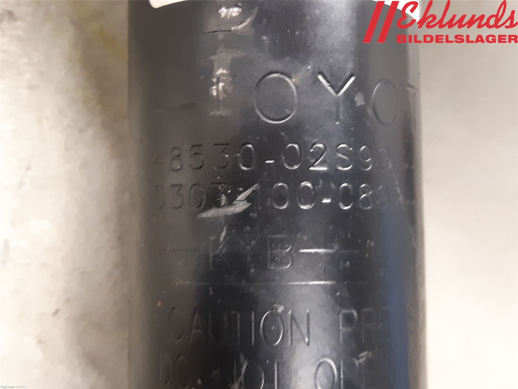 Toyota COROLLA 19- Stötdämpare Bak