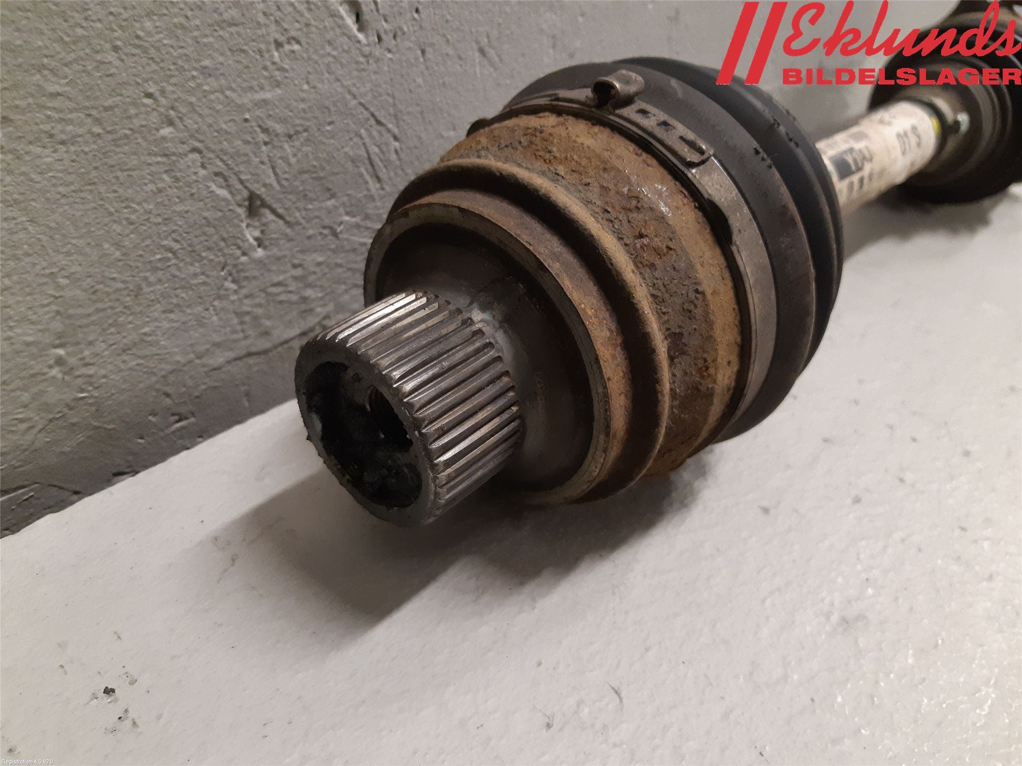 Audi A5 07-16 Drivaxel Fram Höger