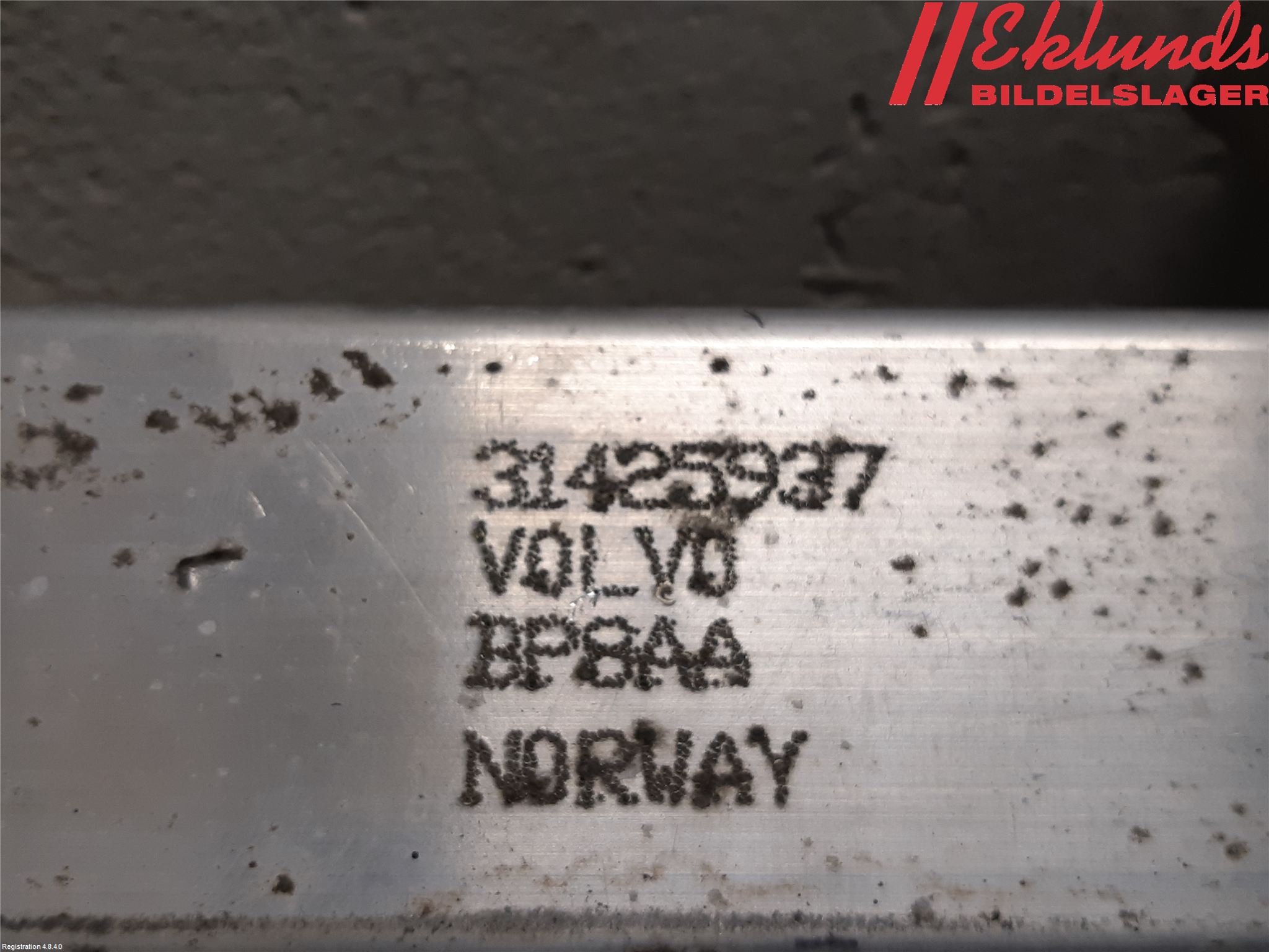 Volvo XC90/RECHARGE 16- Frontplåt