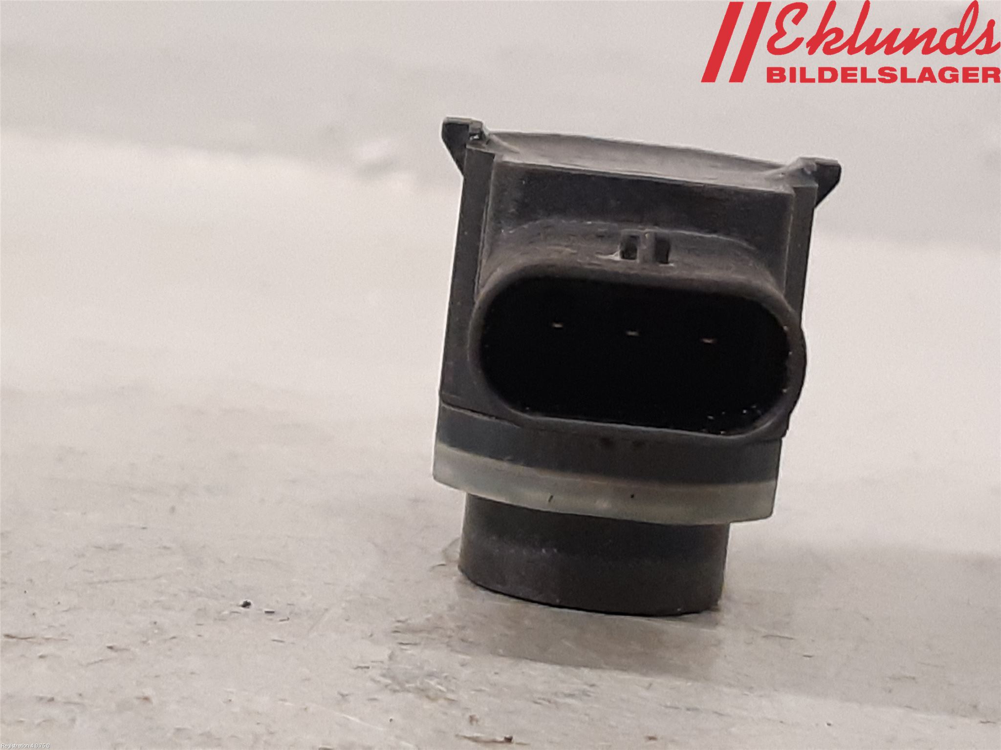 Volkswagen VW PASSAT 11-14 Parkeringshjälp Frontsensor