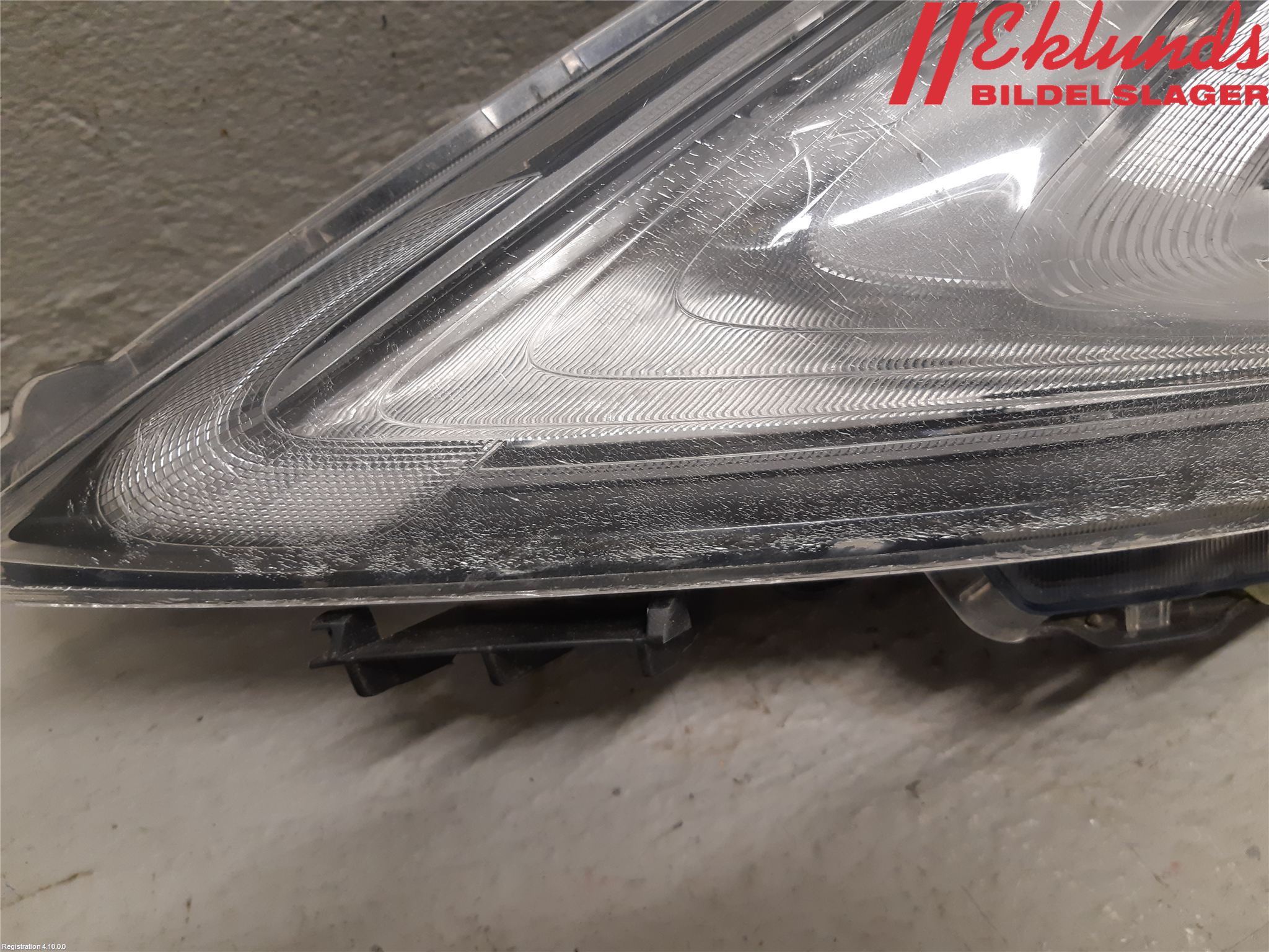 Nissan JUKE 14-19 Positionsljus Fram Vä