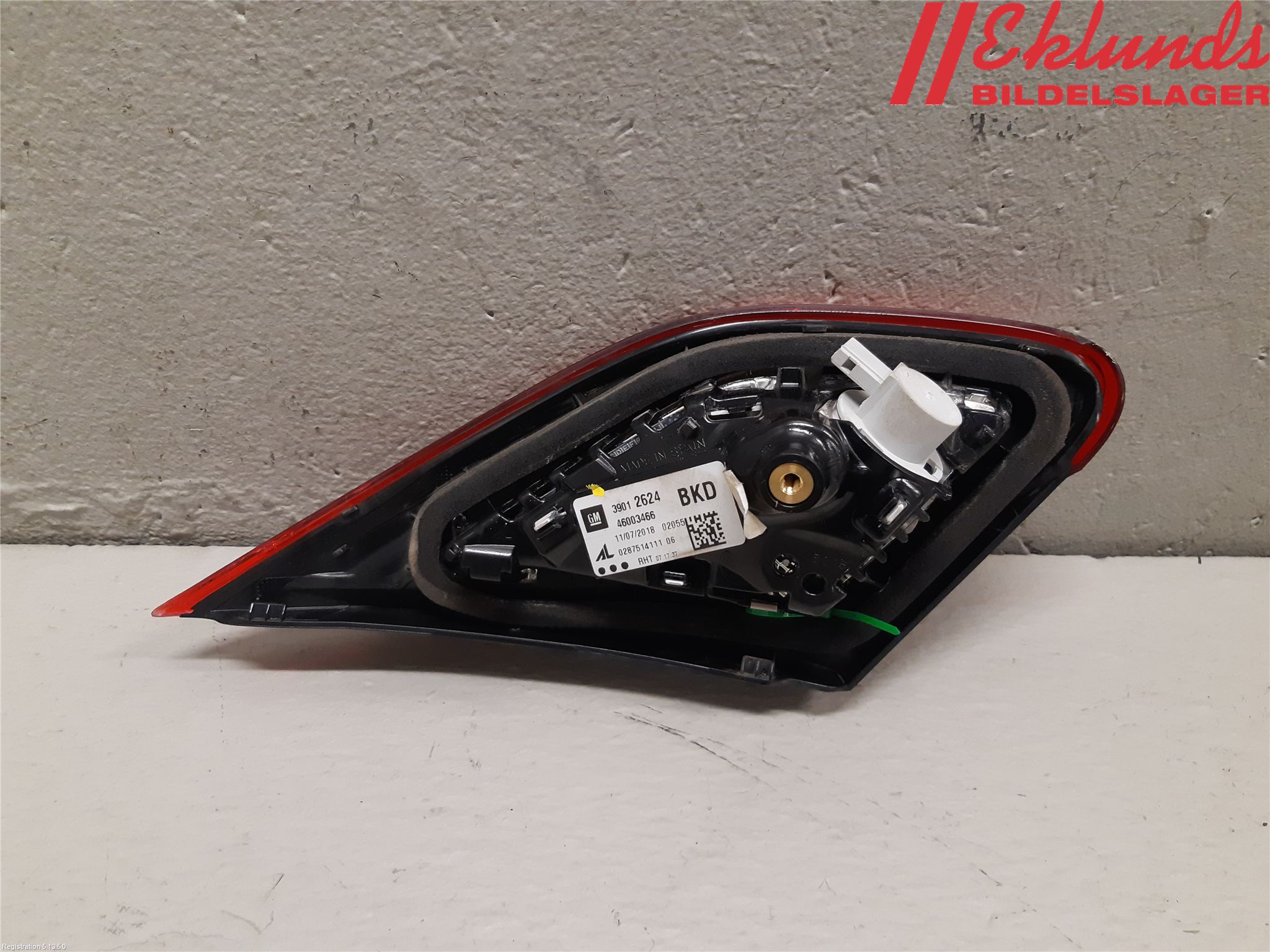 Opel CORSA E 15-19 Bakljus Lucka Hö