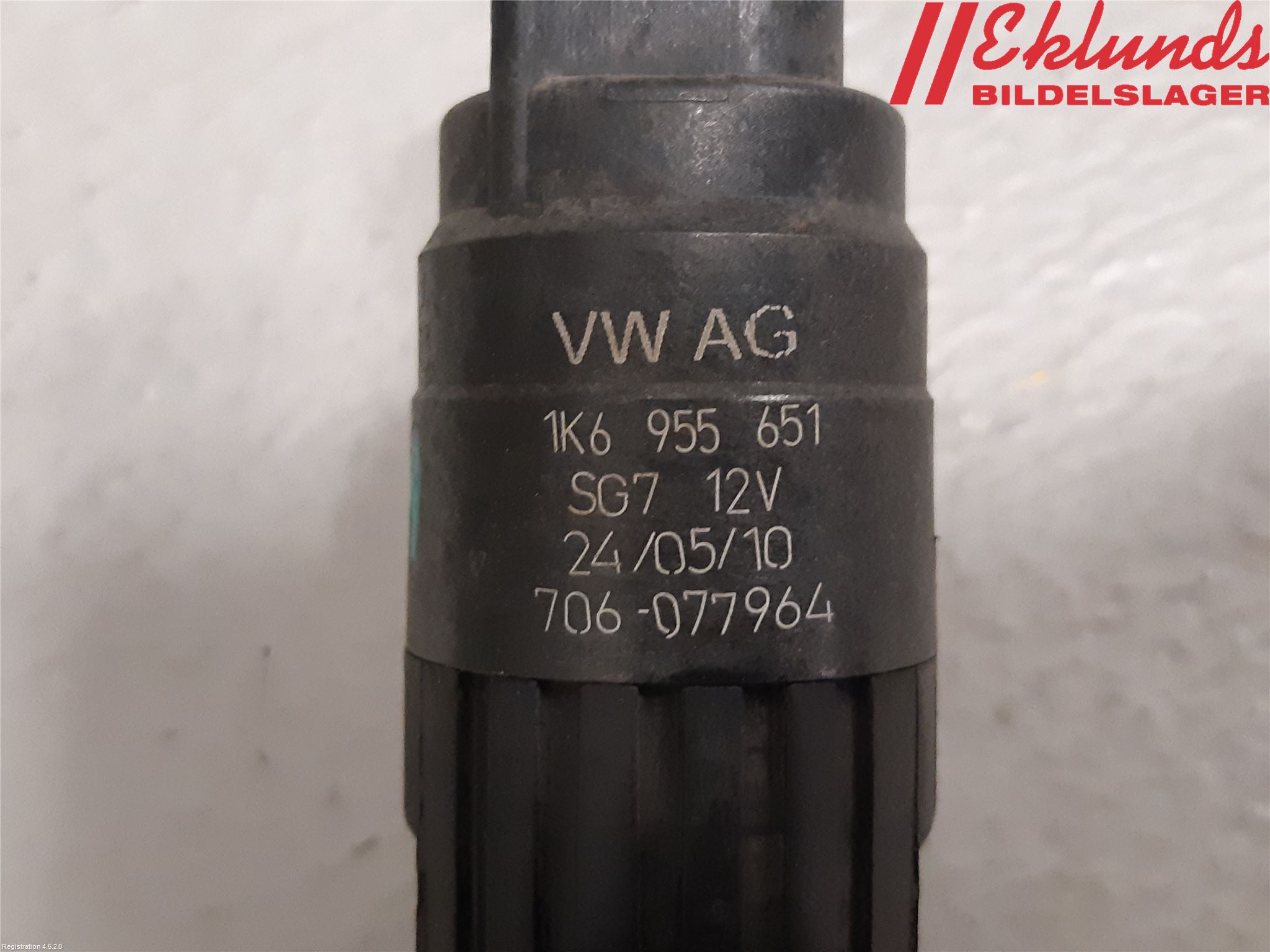Volkswagen VW GOLF VI 09-13 Spolarpump Vindruta