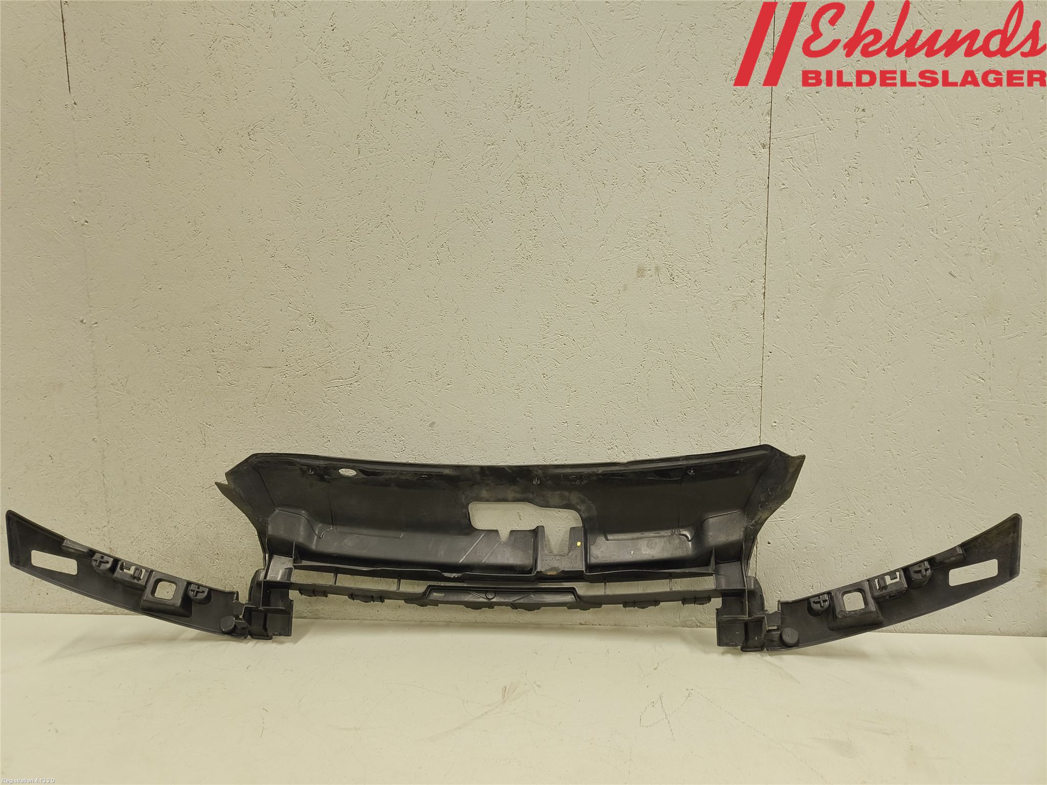 Peugeot 208 12-15 Täckplast Front