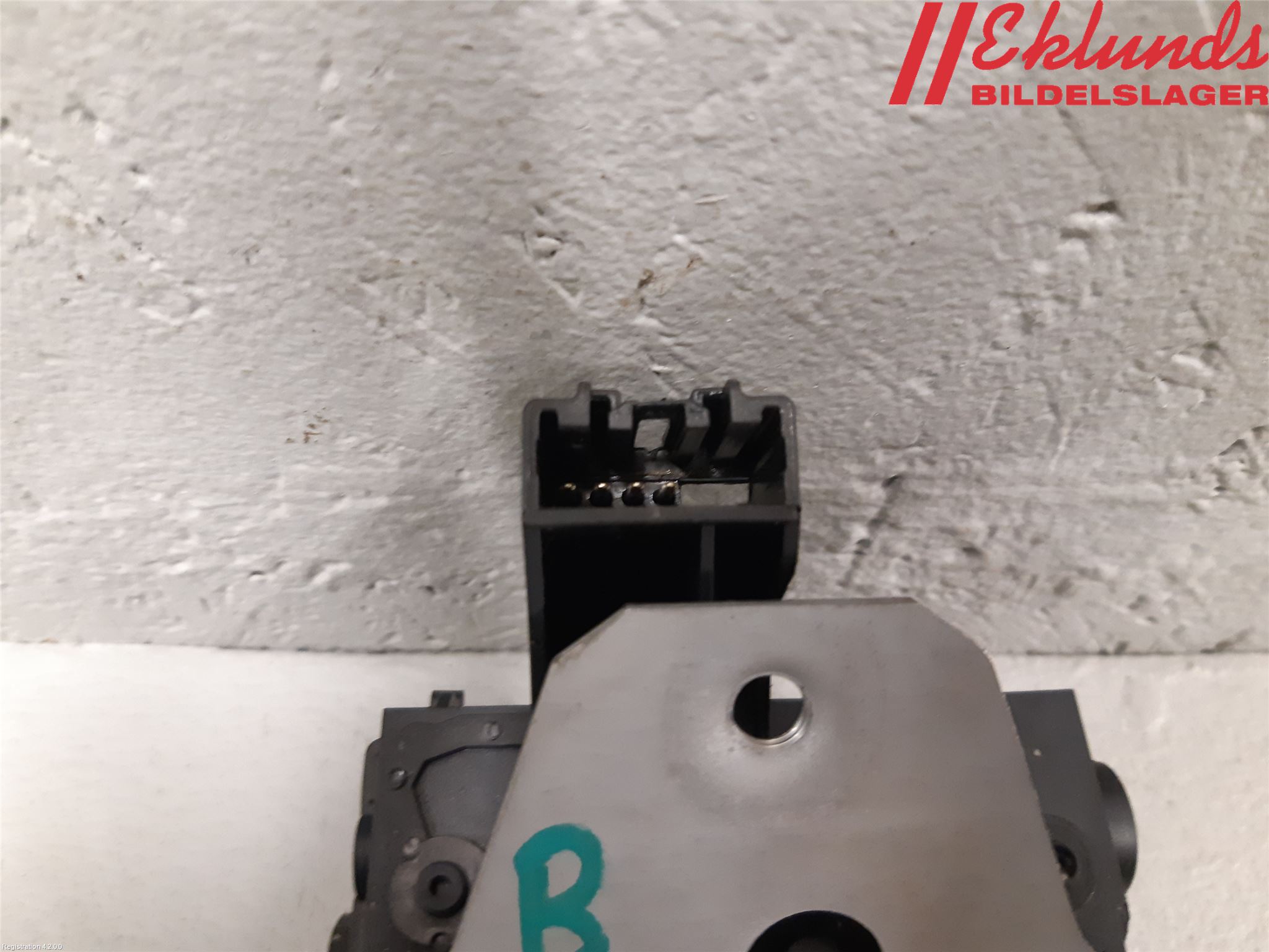 Ford FOCUS 15-18 Låskista Baklucka