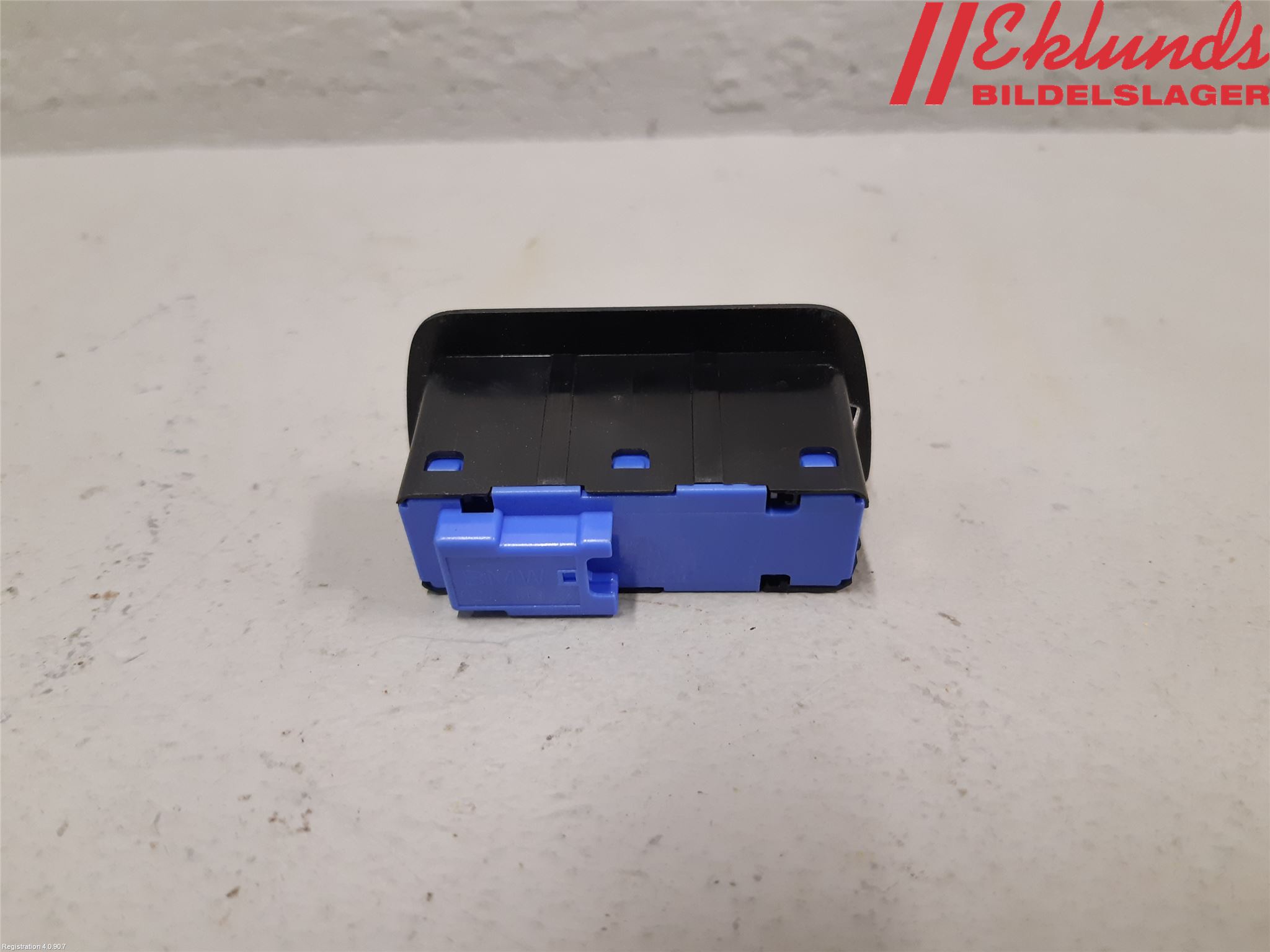BMW 3 F30/F31/F80 12-19 Strömställare Baklucka