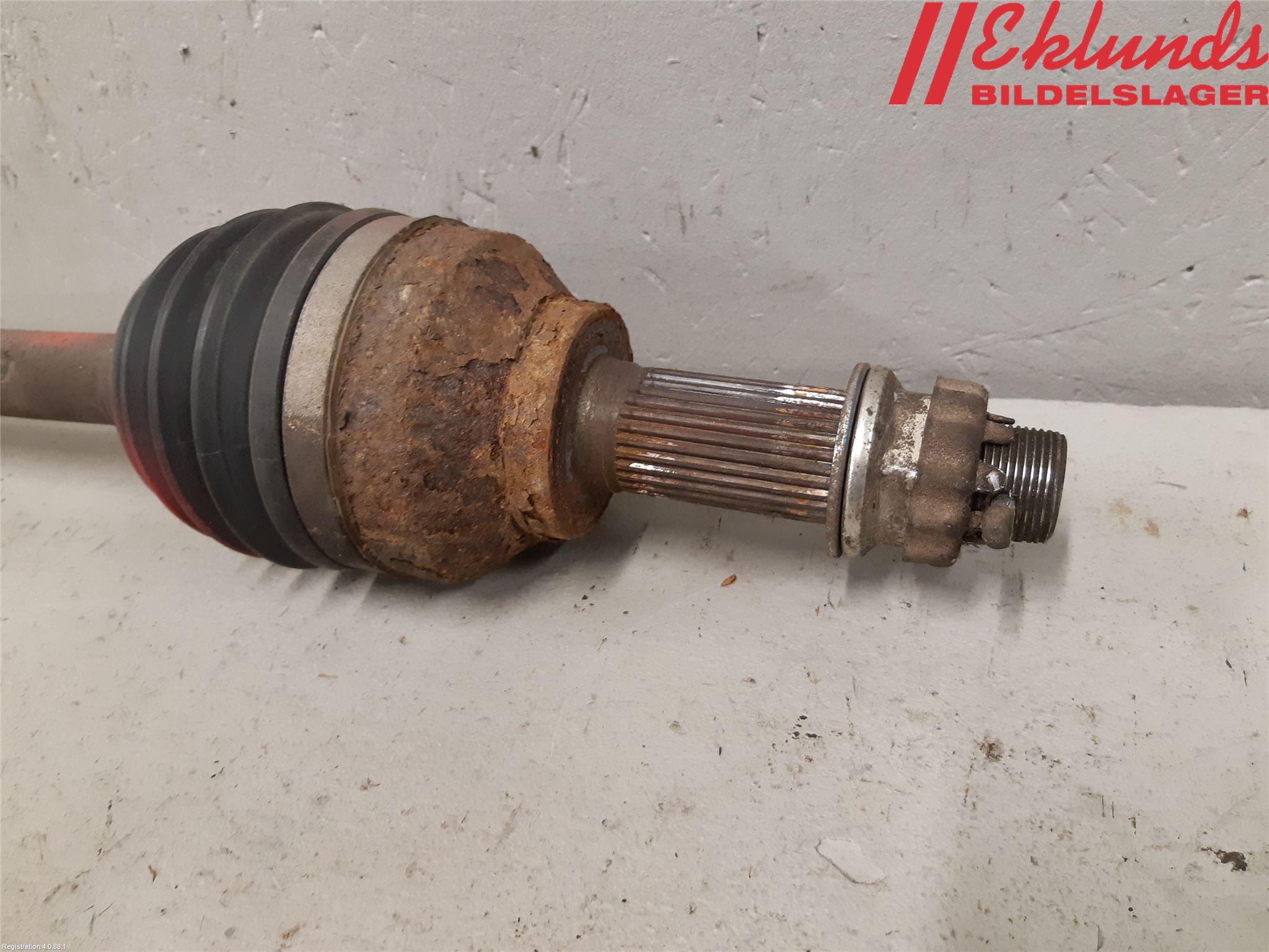 Nissan E-NV200/EVALIA Drivaxel Fram Vänster