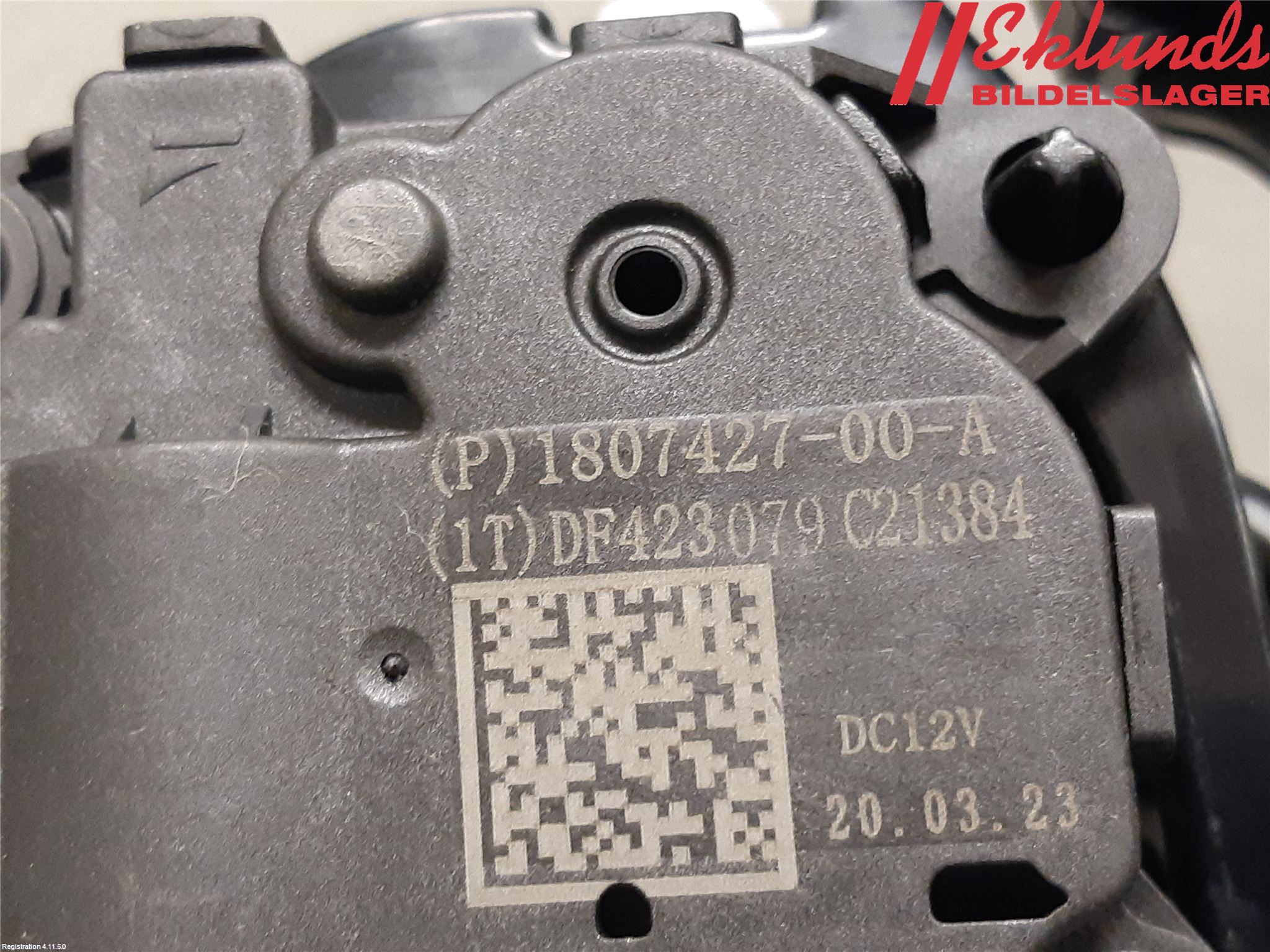 Tesla MODEL Y 21- Defrosterkanal-Munstycke