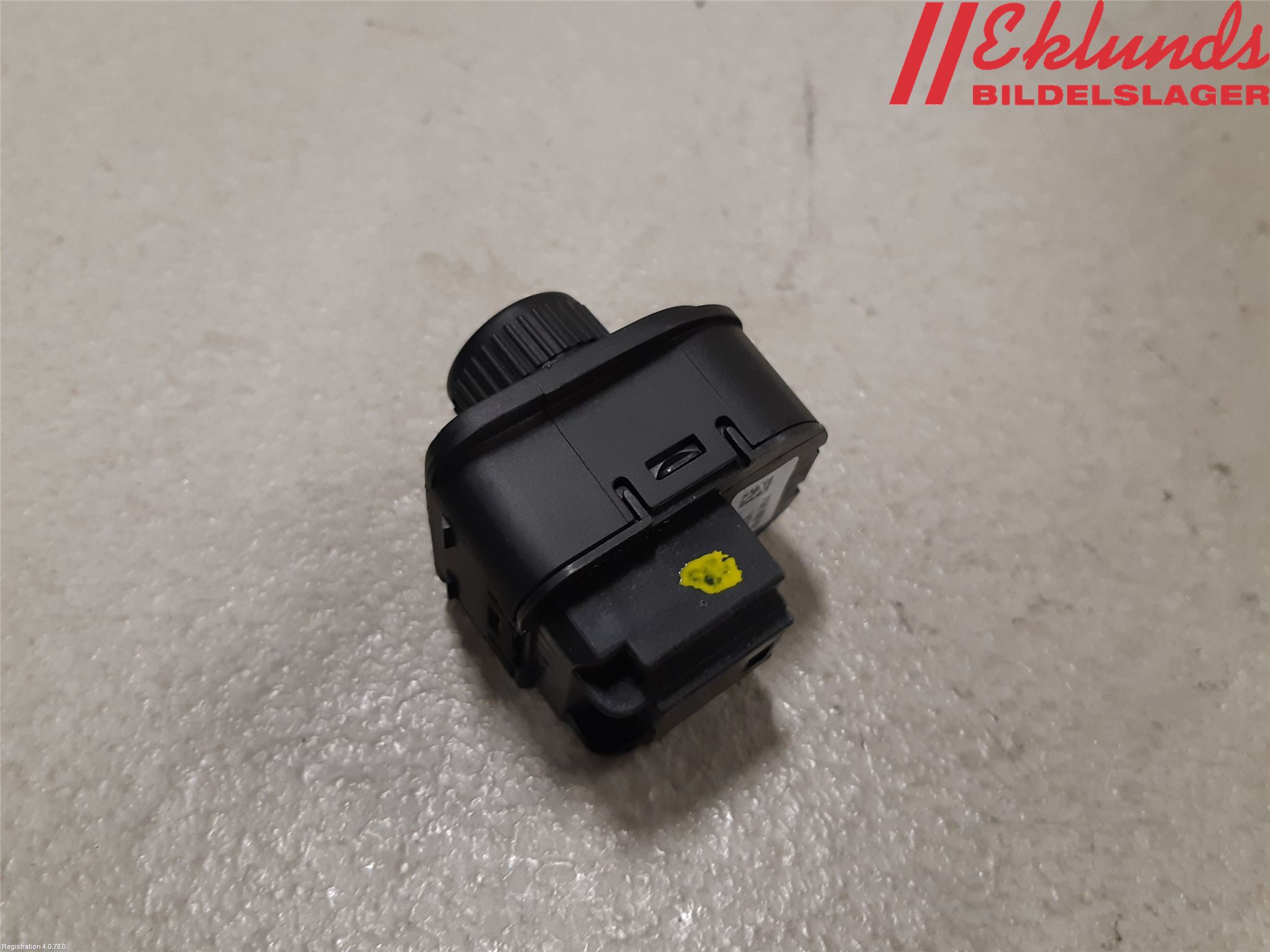 Volkswagen VW PASSAT 11-14 Strömställare Spegel