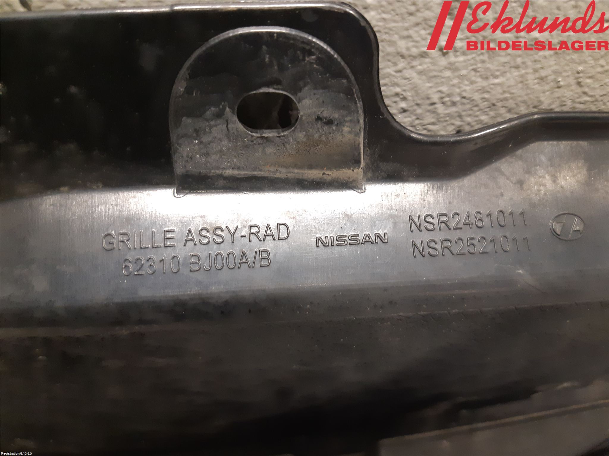 Nissan NV200/NV200 COMBI Grill Komp
