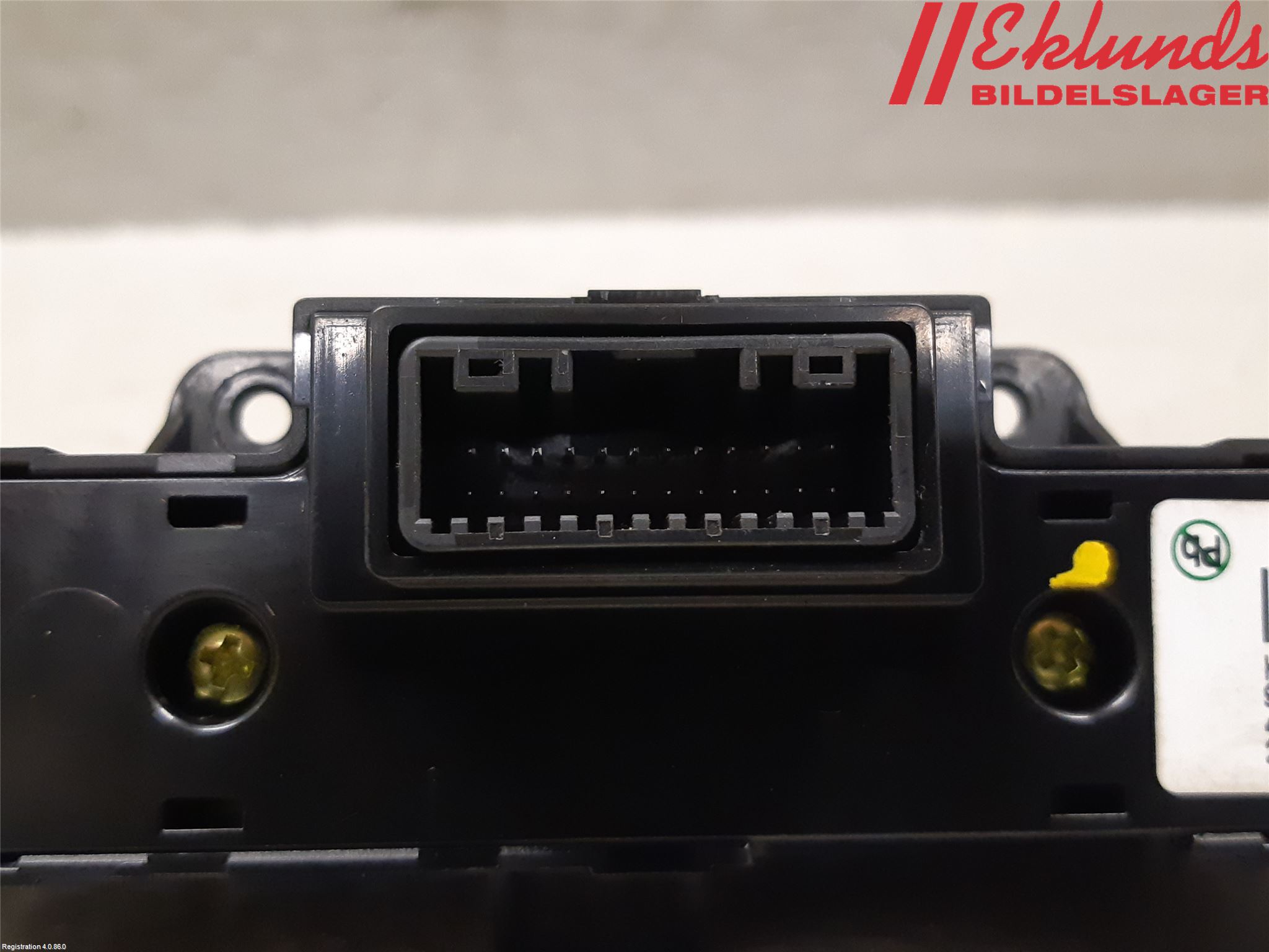 Kia STONIC 18->> Strömställare Multifunktion