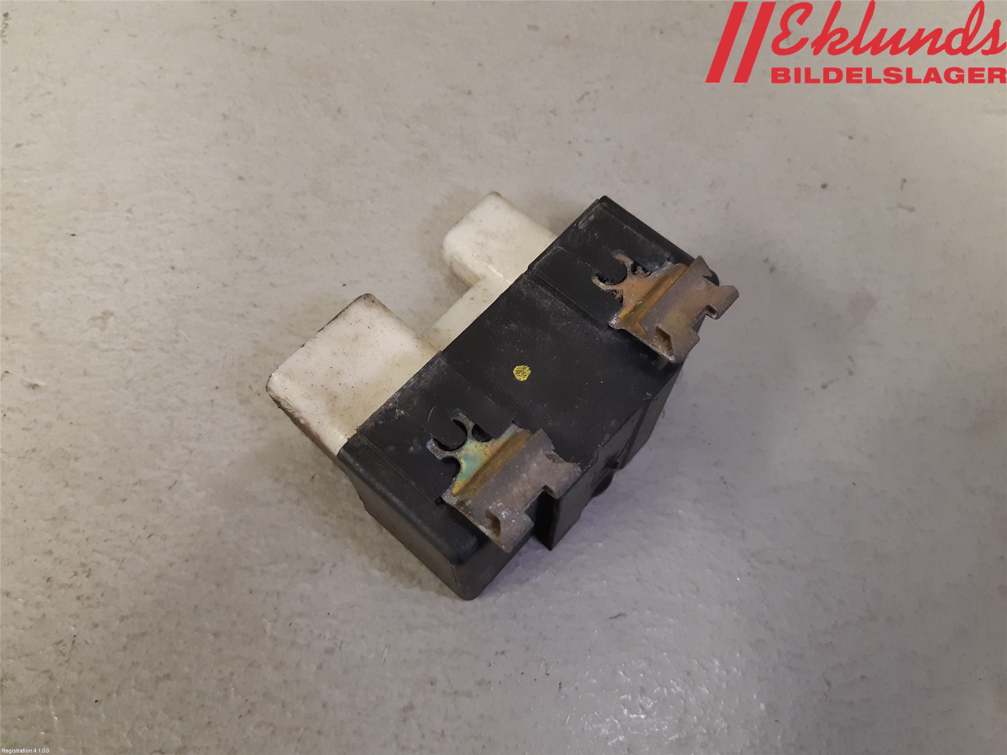 Volvo 940 91-98 Relä Kylfläkt