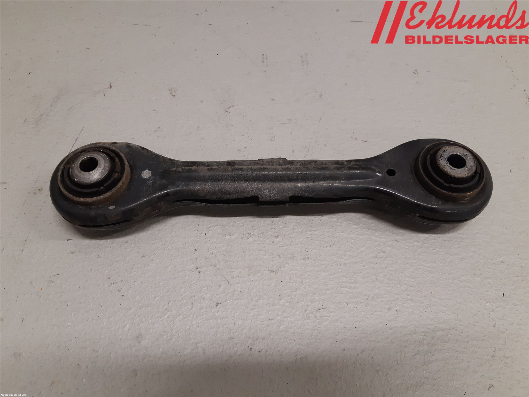 BMW 3 E92/93 Coupé/Cab 05-14 Bärarm Bak Övre Höger