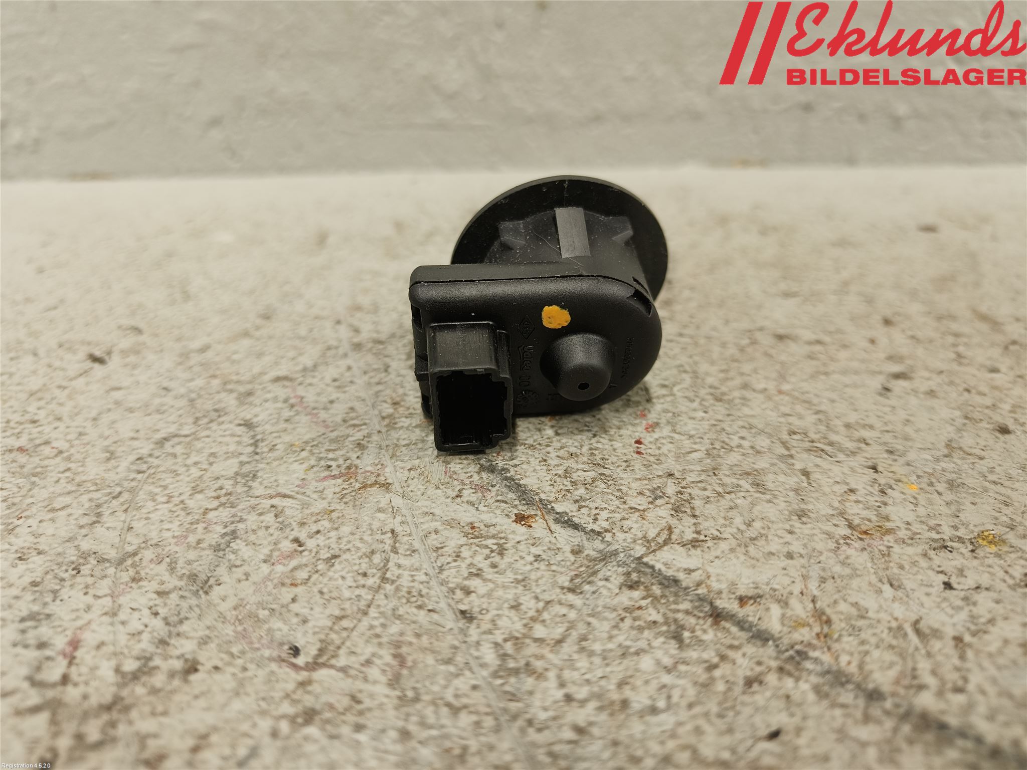Nissan NV400 12-24 Strömställare Spegel
