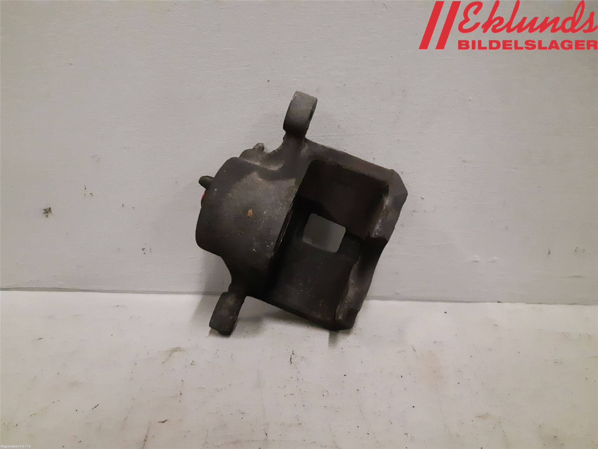 Mitsubishi ECLIPS Bromsok Fram Höger