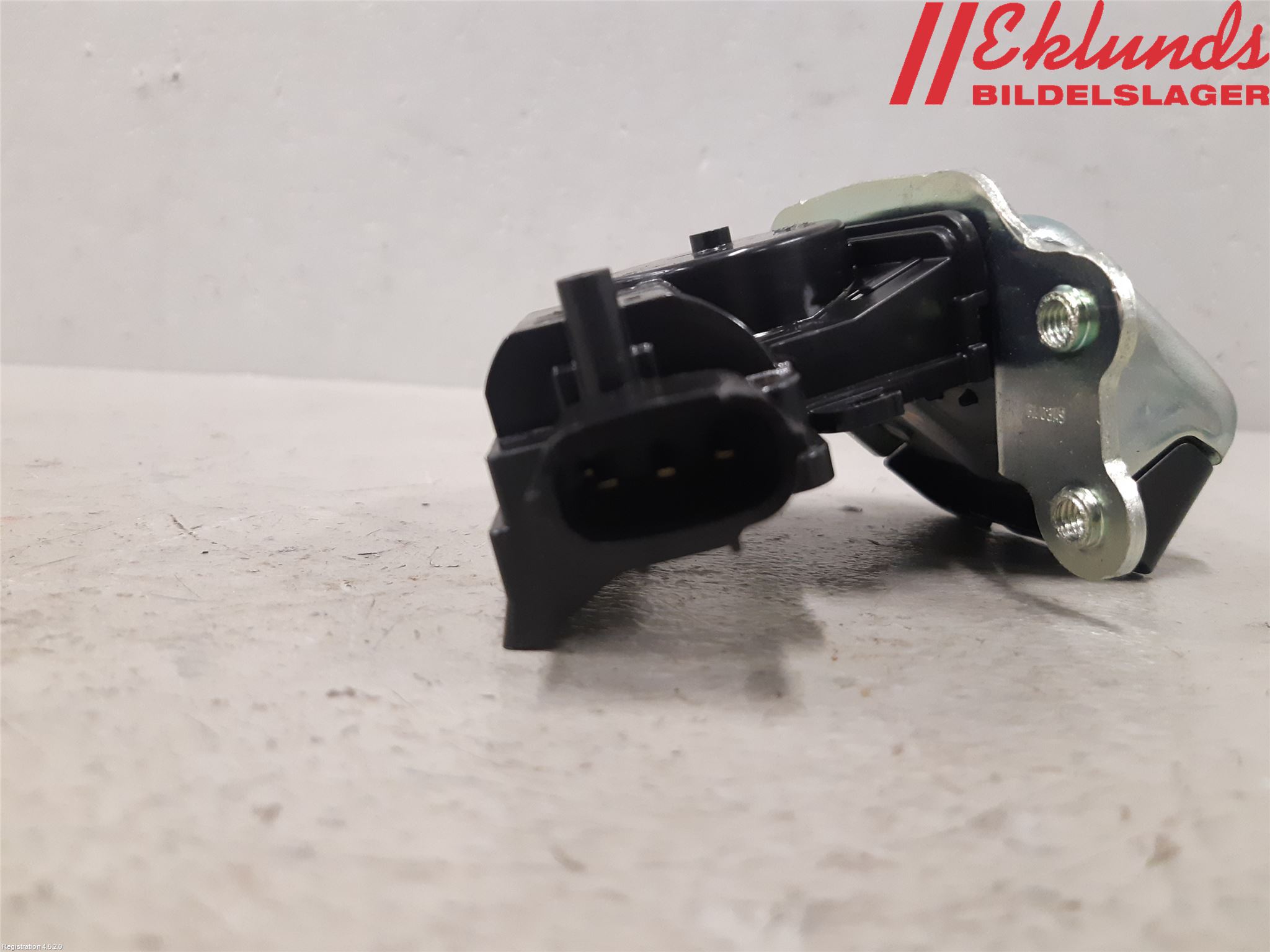 Toyota C-HR 16-23 Låskista Baklucka