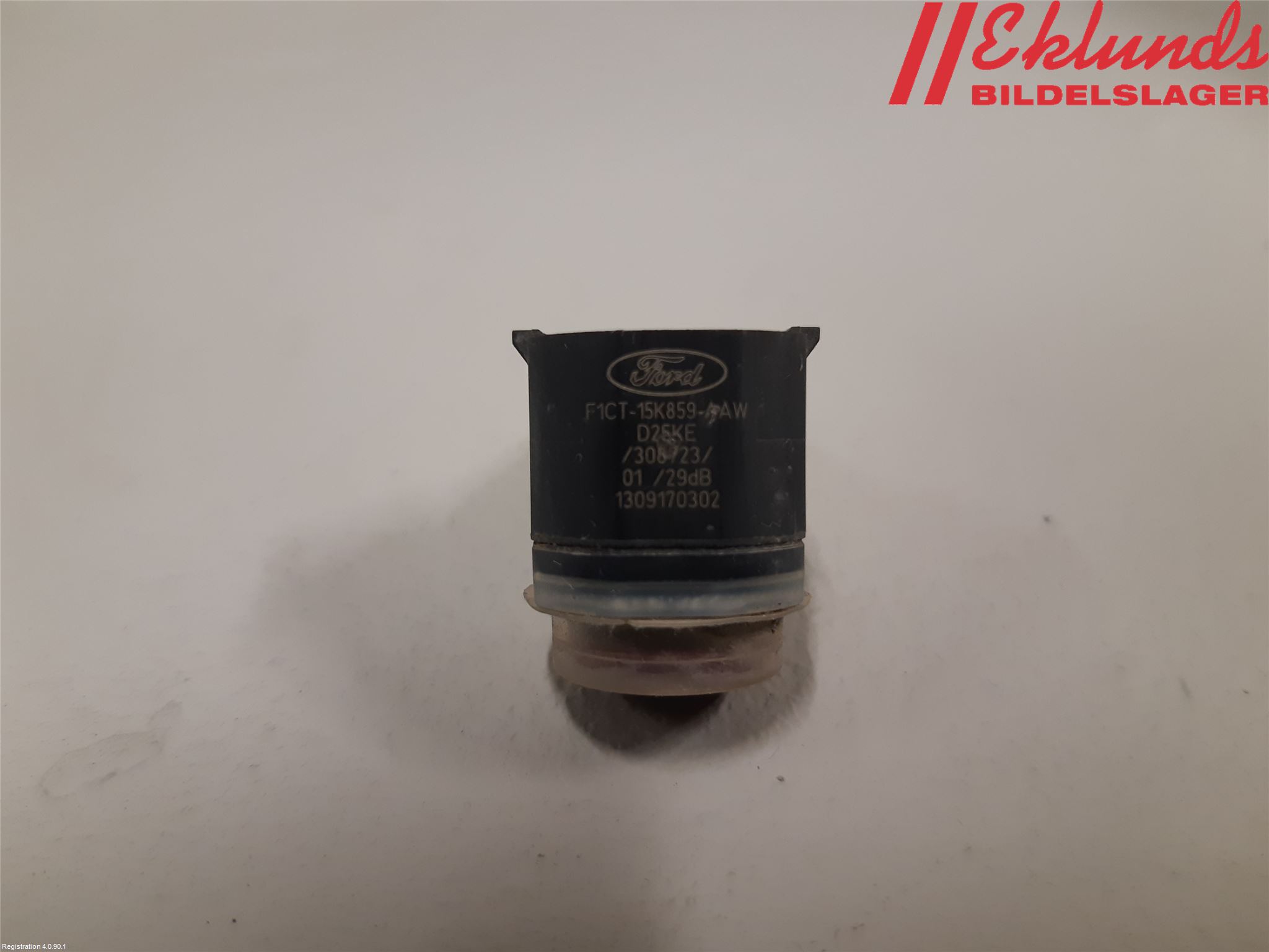 Ford MONDEO 15-22 Parkeringshjälp Frontsensor