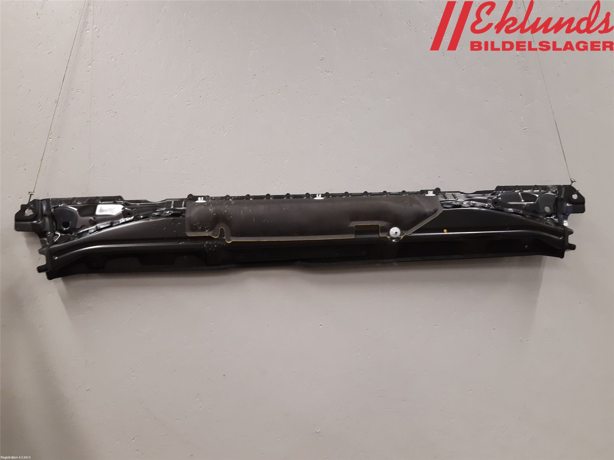 Toyota RAV4 19- Torpedplåt-Torpedplast