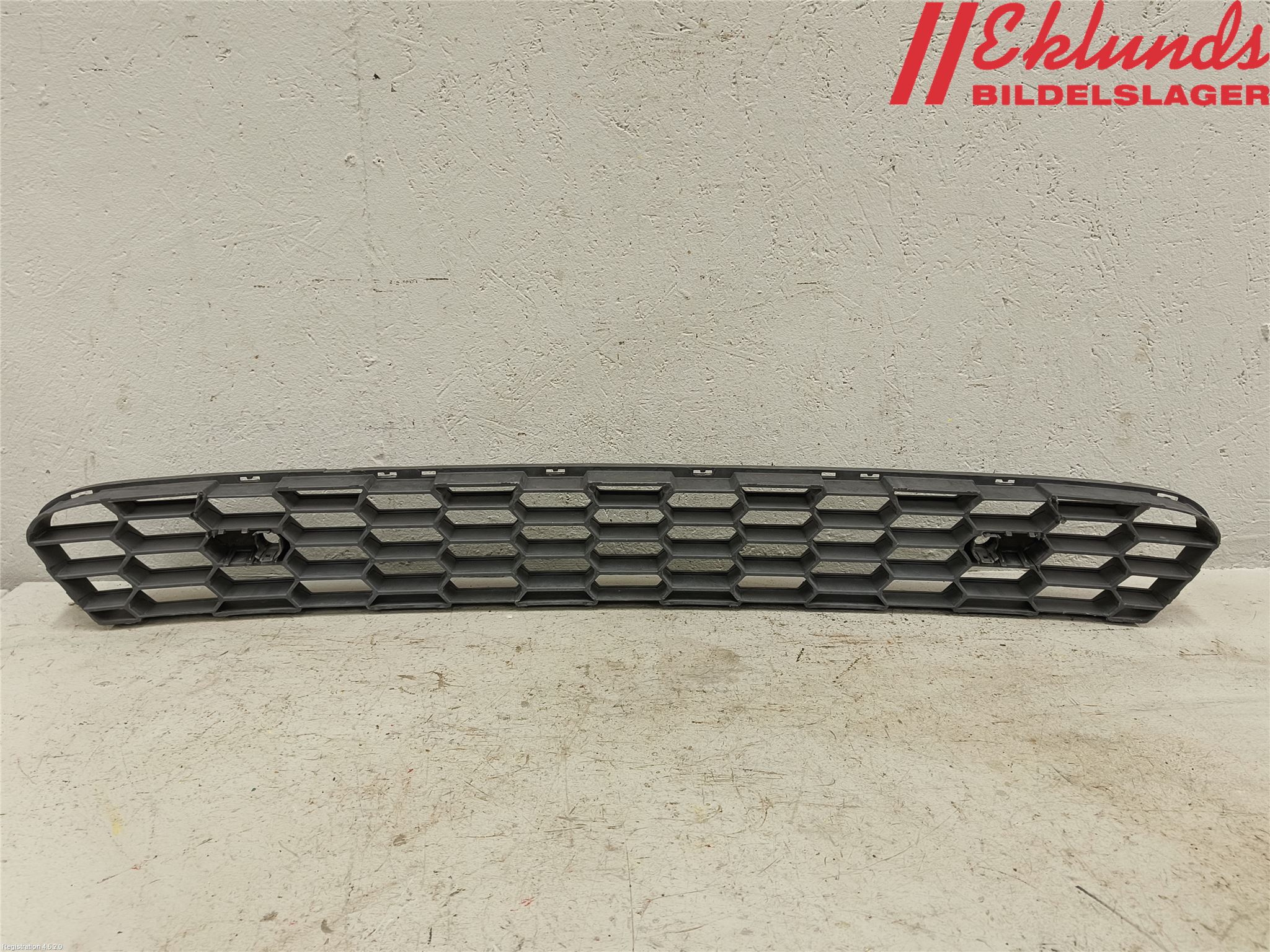 Ford MONDEO 07-15 Grilldel Mitt