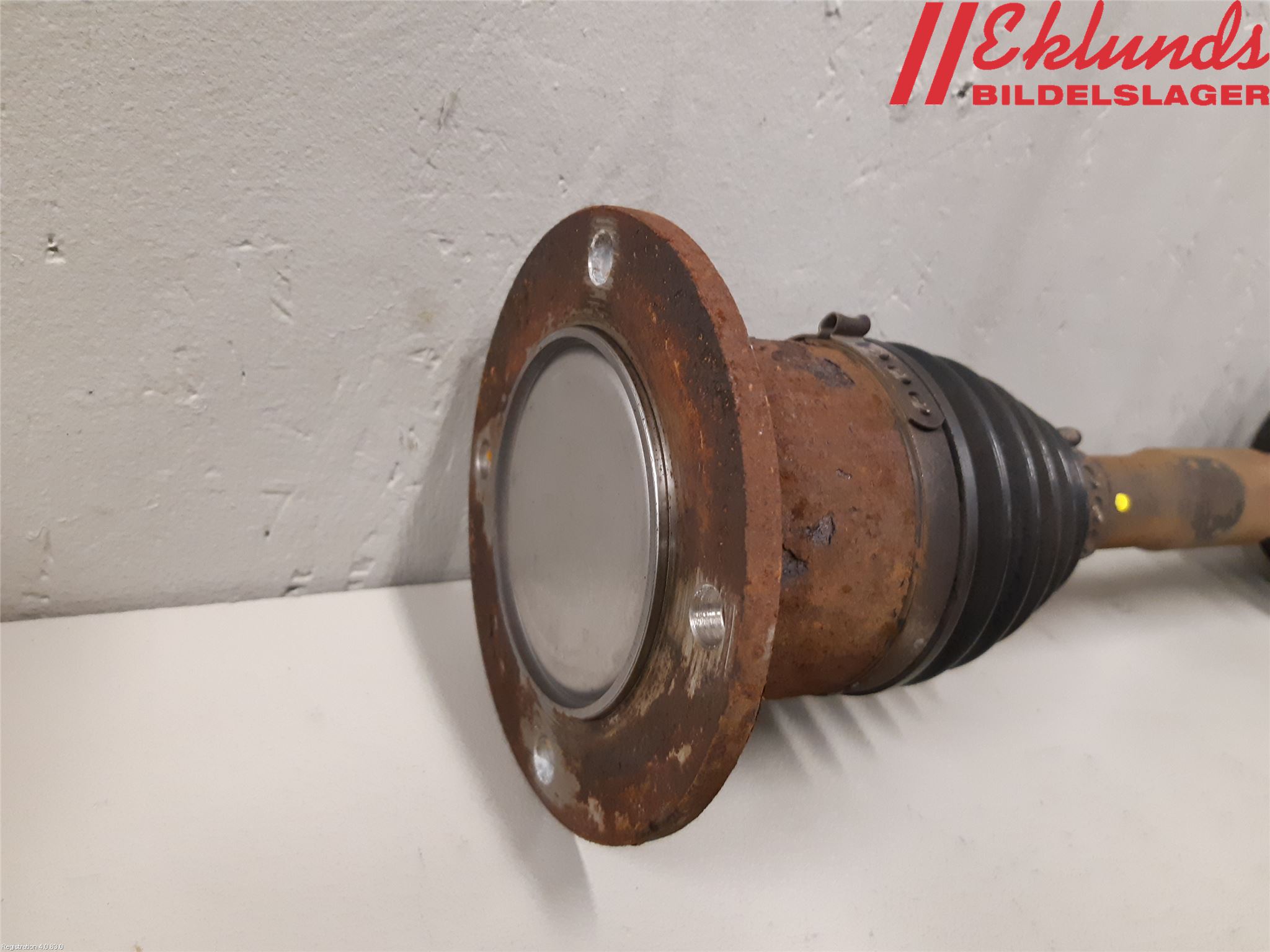 Mitsubishi PAJERO 16-19 Drivaxel Fram Höger