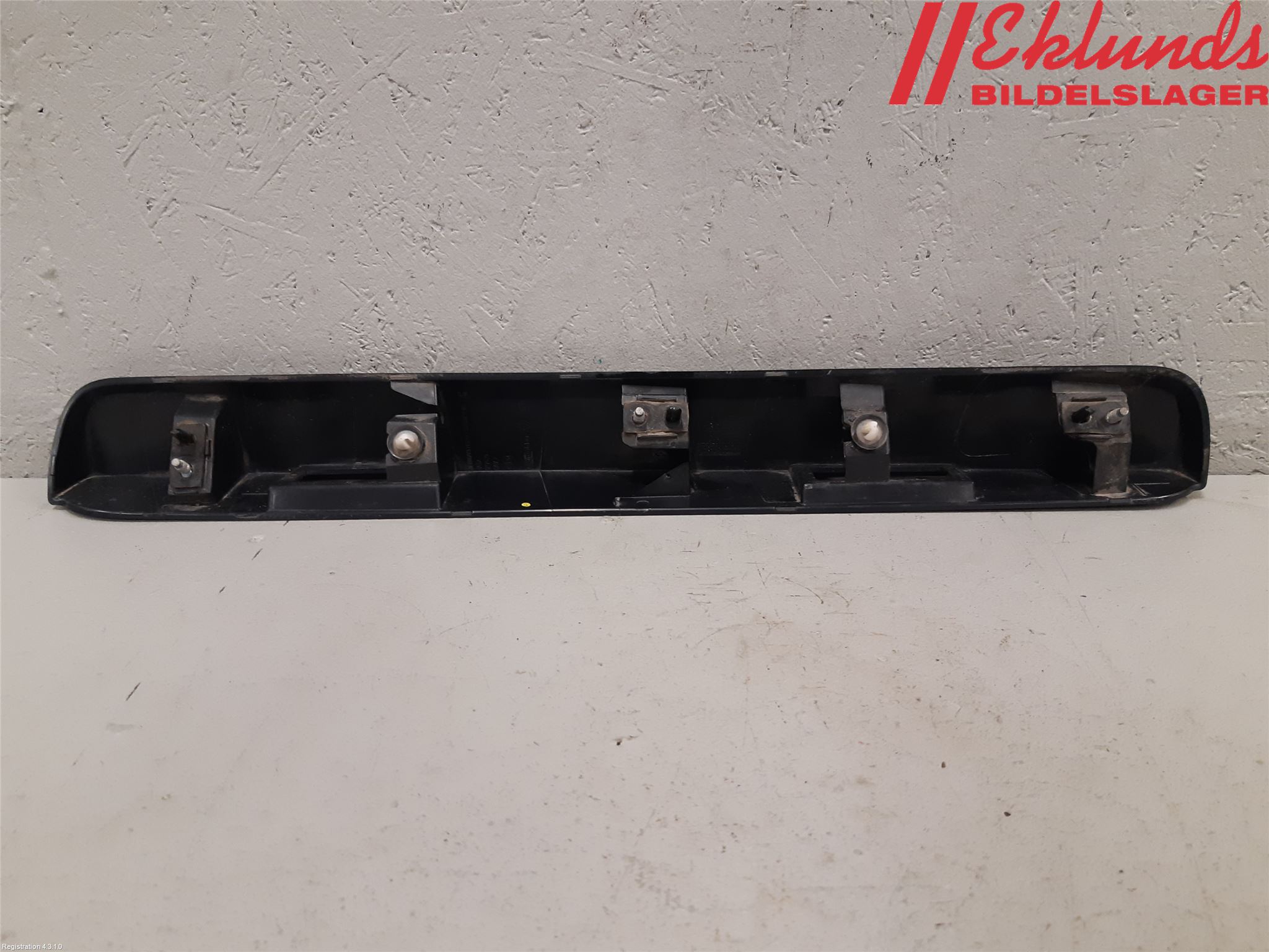 Opel VIVARO 15-19 Skylt Belysning Fäste