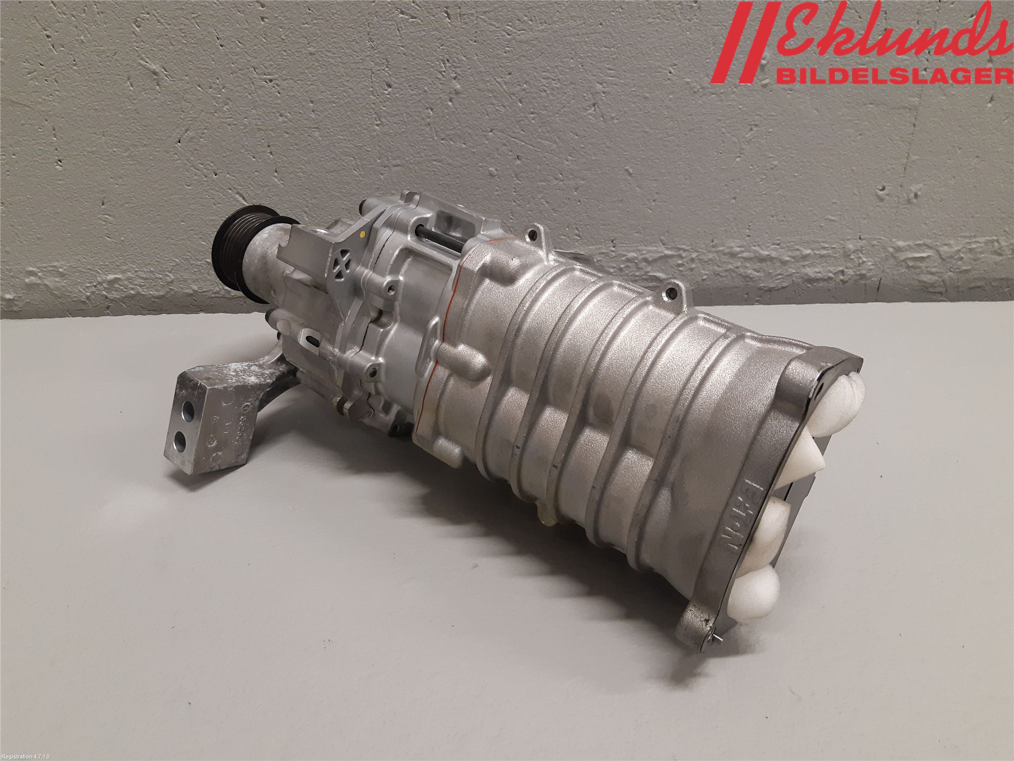 Volvo XC90/RECHARGE 16- Kompressor Remdriven