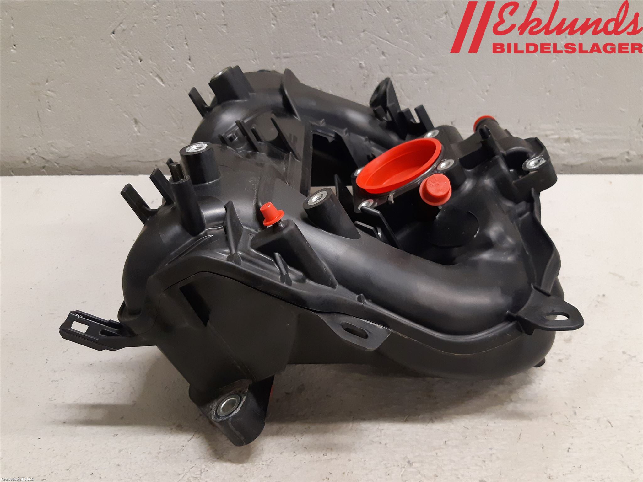 Toyota COROLLA 19- Grenrör Insug