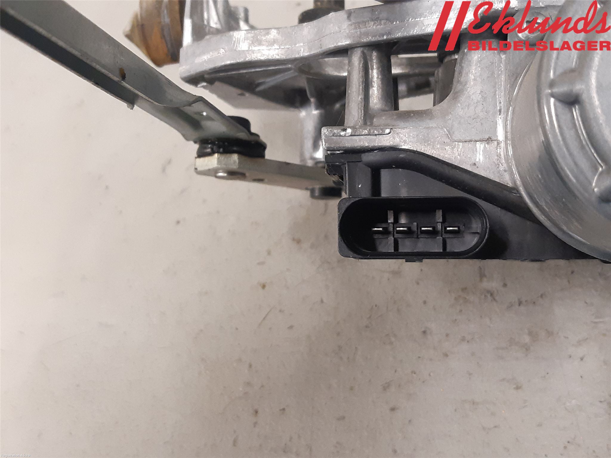 Tesla MODEL Y 21- Torkarmotor Vindruta