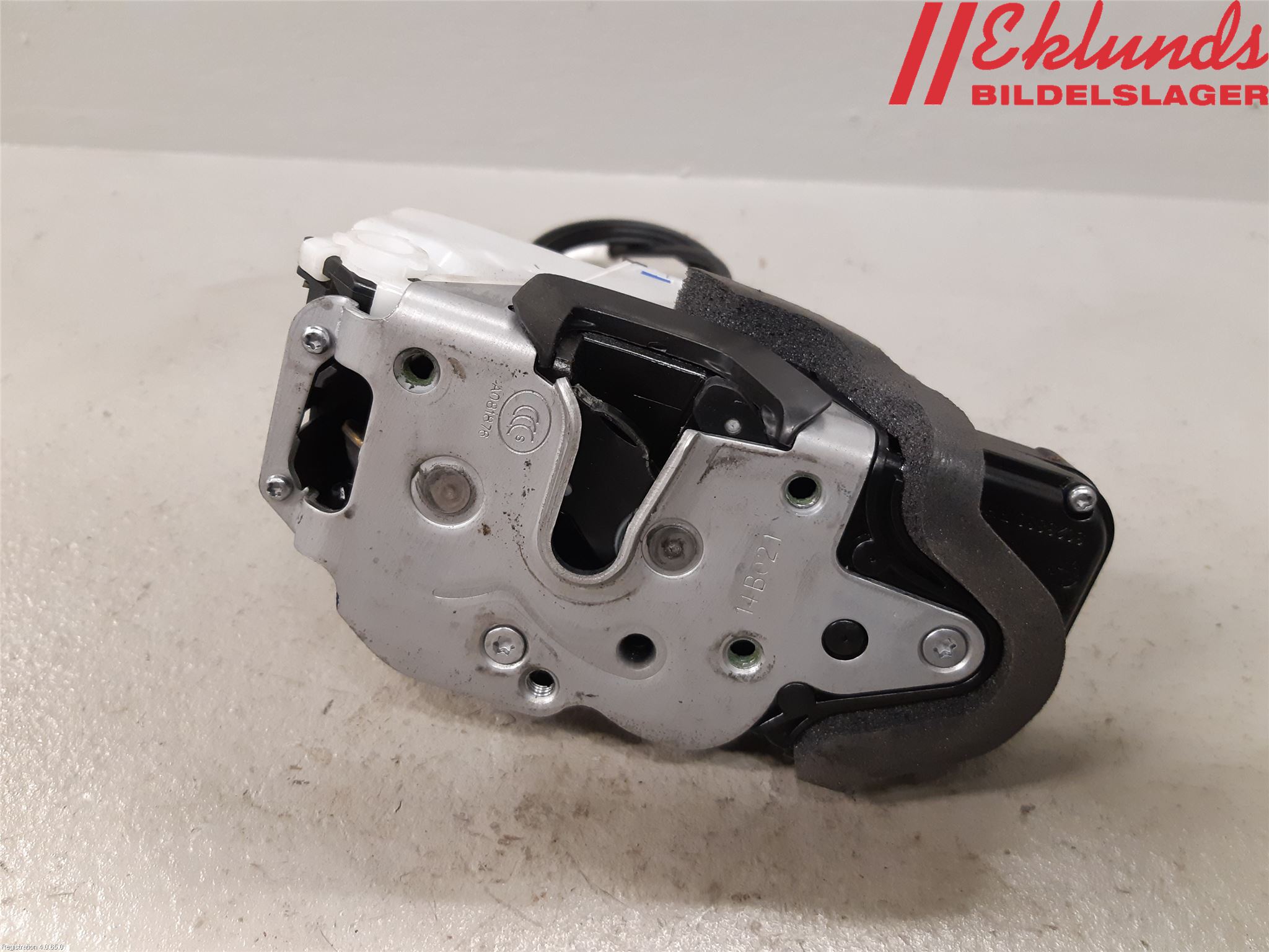 Opel ASTRA J 10-15 Låskista-Dörrlås