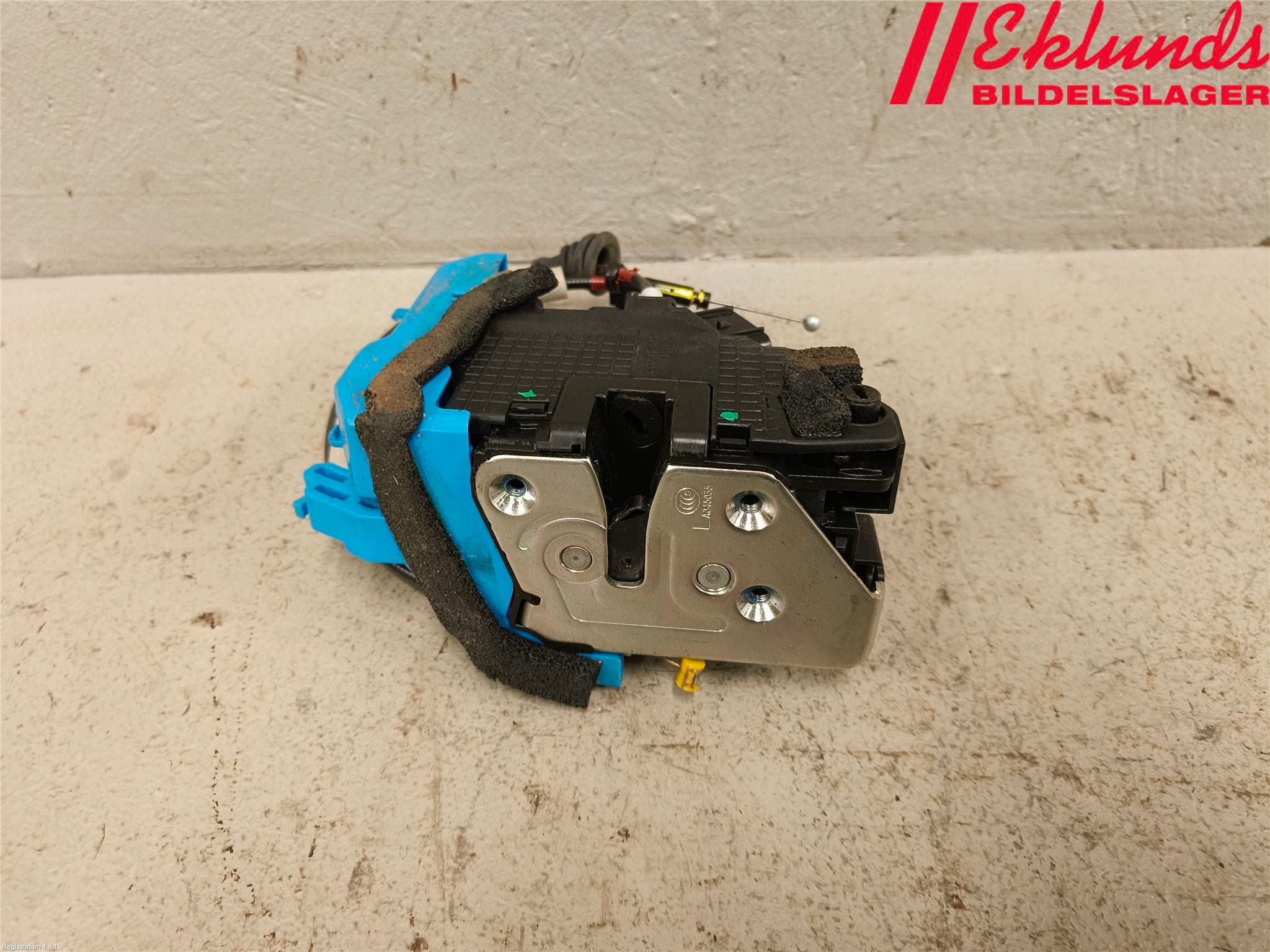 Kia CEED 12-18 Låskista-Dörrlås